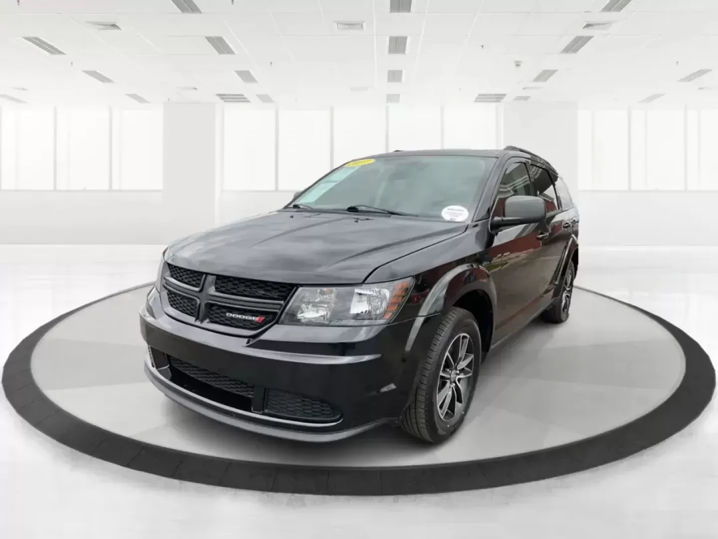 2017 Dodge Journey SE AWD (3C4PDDAG3HT) with an Pentastar 3.6L V-6 DOHC engine, located at 1951 S Dayton Lakeview Rd., New Carlisle, OH, 45344, (937) 908-9800, 39.890999, -84.050255 - Photo#8