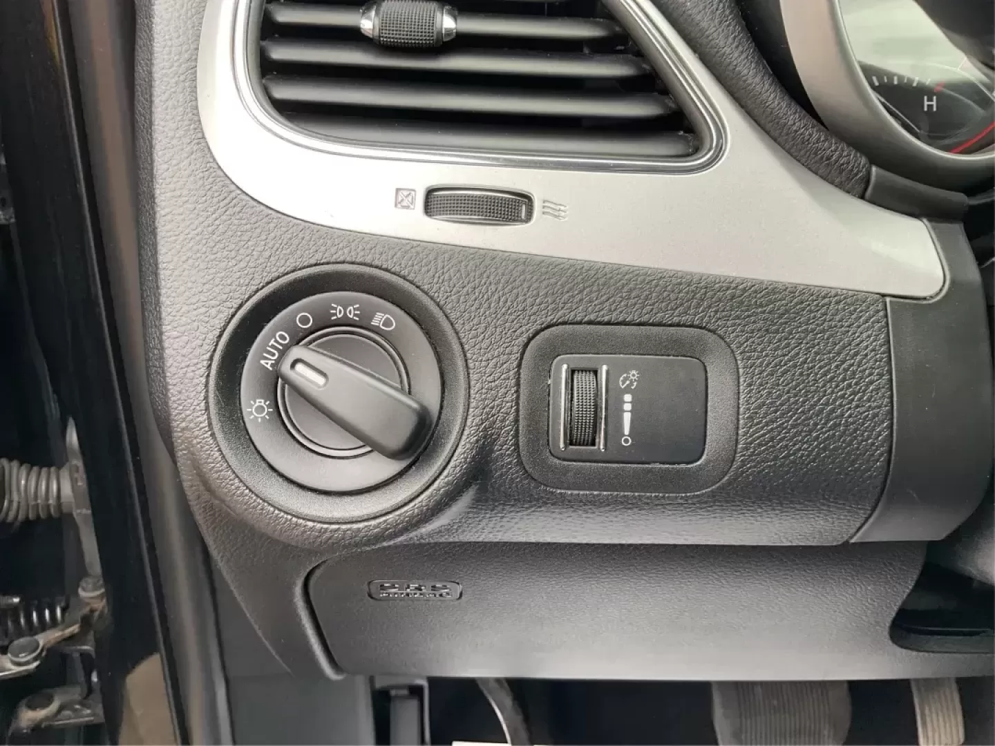 2017 Dodge Journey SE AWD (3C4PDDAG3HT) with an Pentastar 3.6L V-6 DOHC engine, located at 1951 S Dayton Lakeview Rd., New Carlisle, OH, 45344, (937) 908-9800, 39.890999, -84.050255 - Photo#17