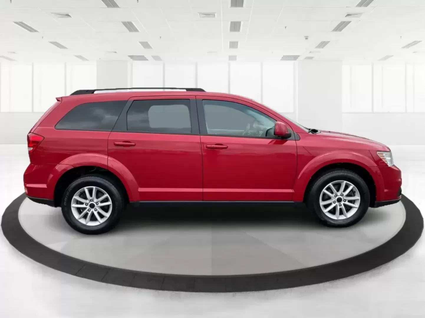 2017 Dodge Journey SXT (3C4PDCBG0HT) with an Other engine, located at 880 E. National Road, Vandalia, OH, 45377, (937) 908-9800, 39.891918, -84.183594 - Photo#1