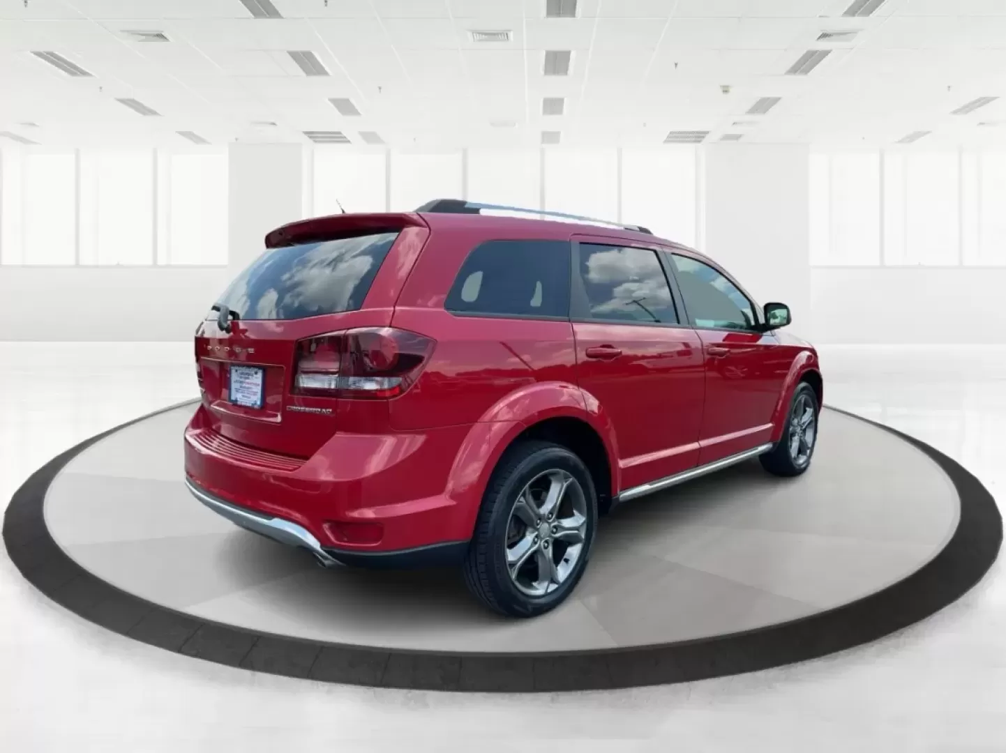 2017 Dodge Journey Crossroad Plus AWD (3C4PDDGG2HT) with an Pentastar 3.6L V-6 DOHC engine, located at 4508 South Dixie Dr, Moraine, OH, 45439, (937) 908-9800, 39.689976, -84.218452 - Photo#2