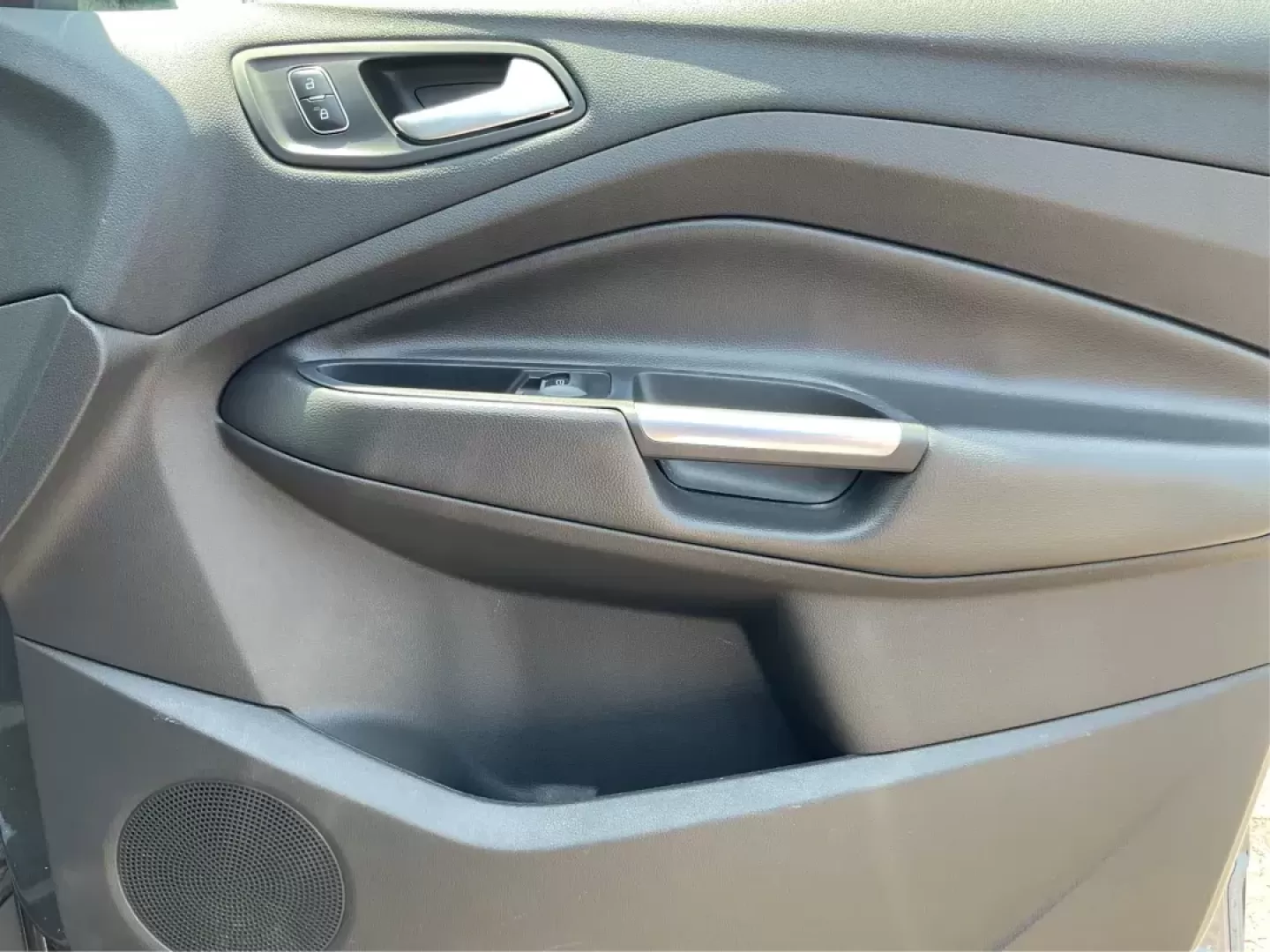 2017 Ford Escape Titanium (1FMCU9J94HU) with an Other engine, located at 4508 South Dixie Dr, Moraine, OH, 45439, (937) 908-9800, 39.689976, -84.218452 - Photo#19