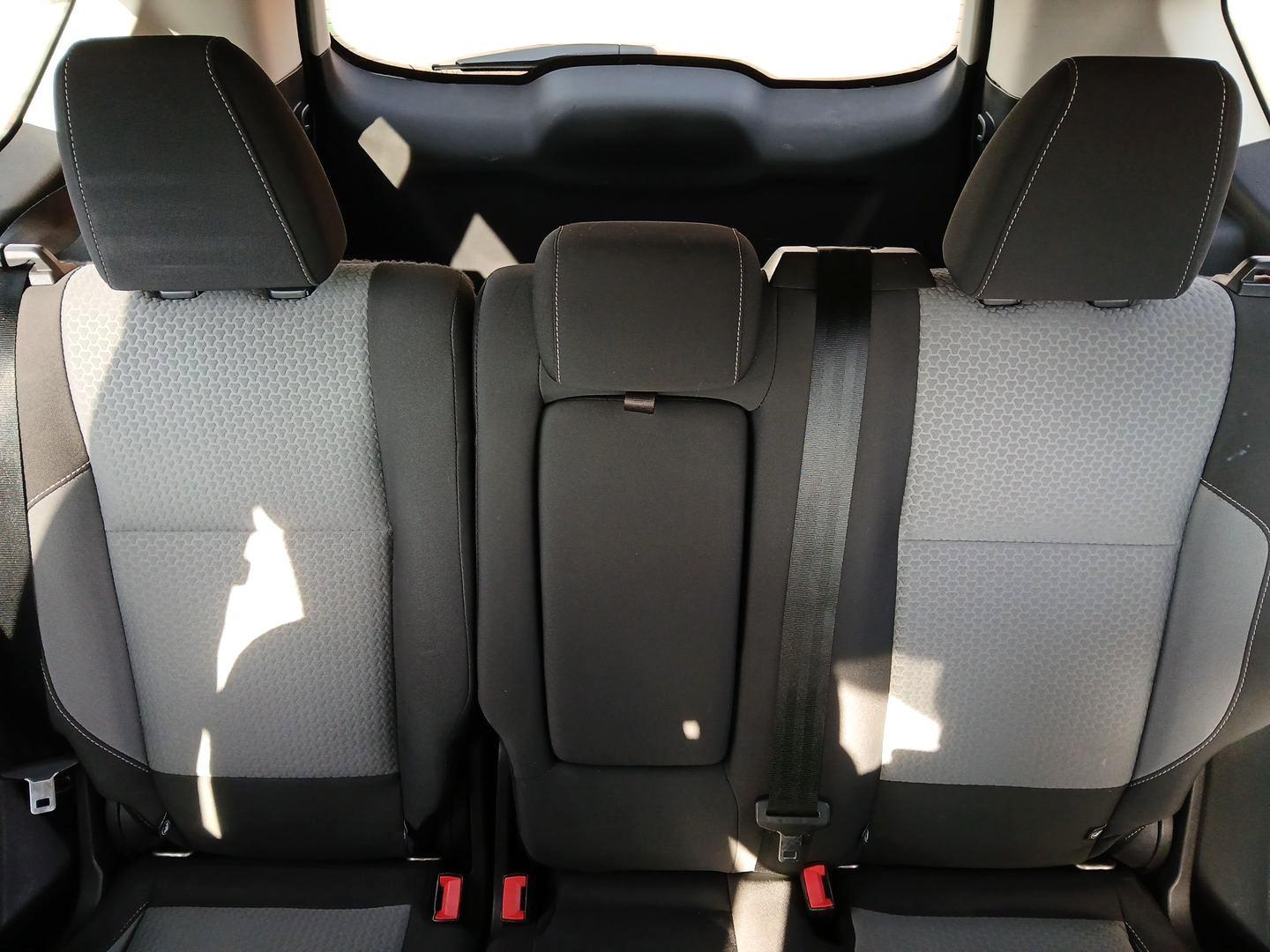 2017 Ford Escape SE 4WD (1FMCU9GD6HU) with an 1.5L L4 DOHC 16V engine, 6-Speed Automatic transmission, located at 1230 East Main St, Xenia, OH, 45385, (937) 908-9800, 39.688026, -83.910172 - Photo#13