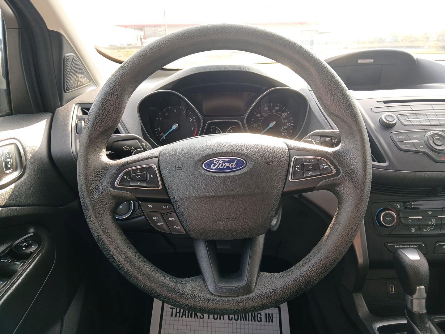 2017 Ford Escape SE 4WD (1FMCU9GD6HU) with an 1.5L L4 DOHC 16V engine, 6-Speed Automatic transmission, located at 1230 East Main St, Xenia, OH, 45385, (937) 908-9800, 39.688026, -83.910172 - Photo#15