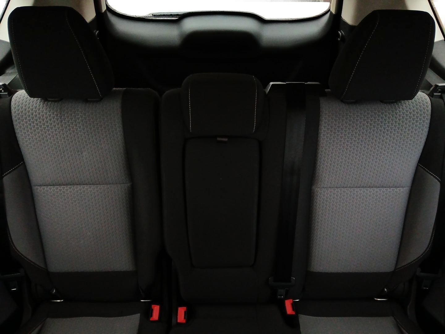 2017 Ford Escape SE FWD (1FMCU0GD3HU) with an 1.5L L4 DOHC 16V engine, 6-Speed Automatic transmission, located at 880 E. National Road, Vandalia, OH, 45377, (937) 908-9800, 39.891918, -84.183594 - Photo#12