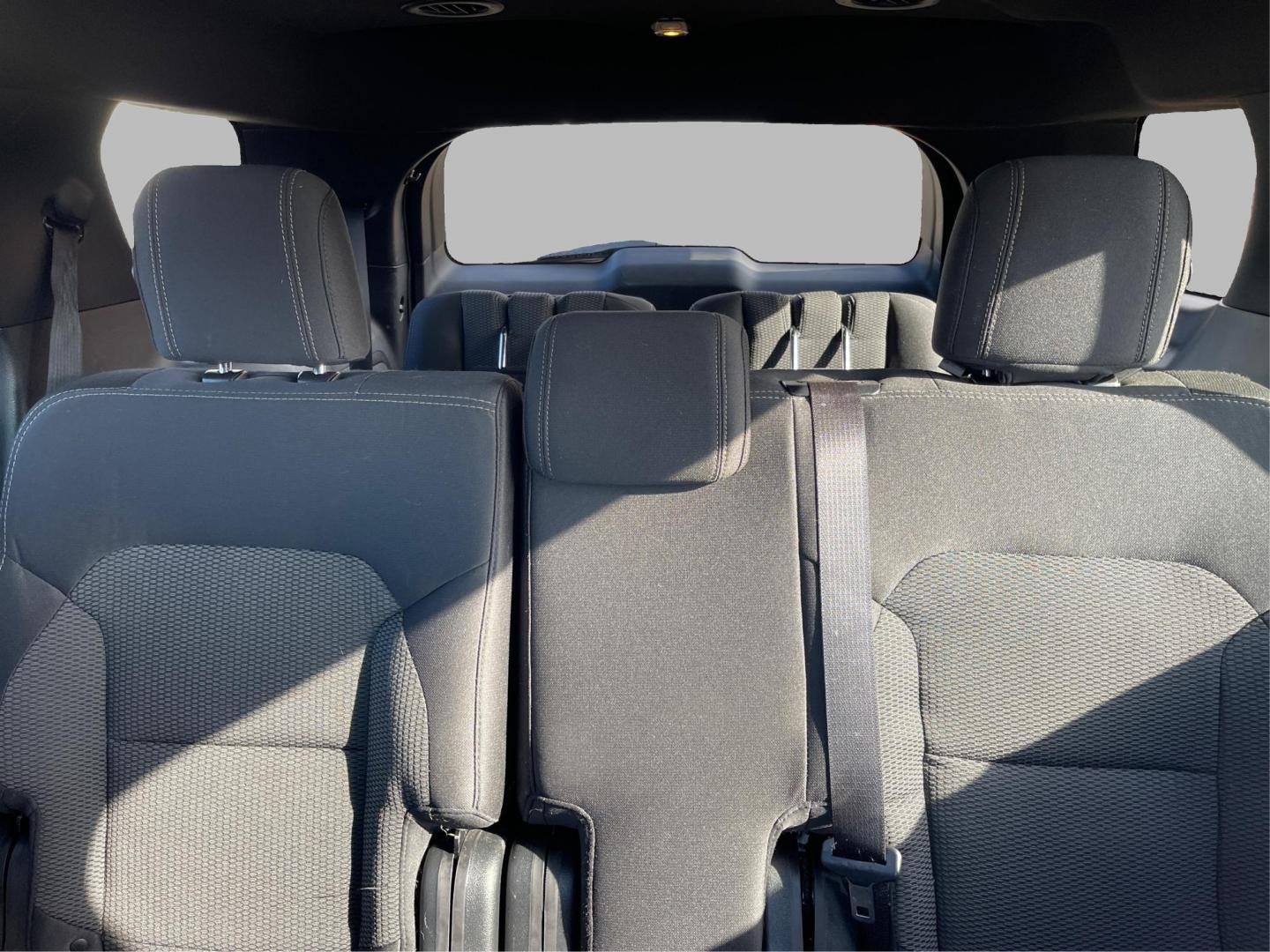 2017 Ford Explorer XLT (1FM5K8D83HG) with an 3.5L V-6 DOHC engine, located at 8750 N County Rd 25A, Piqua, OH, 45356, (937) 908-9800, 40.164391, -84.232513 - Photo#12