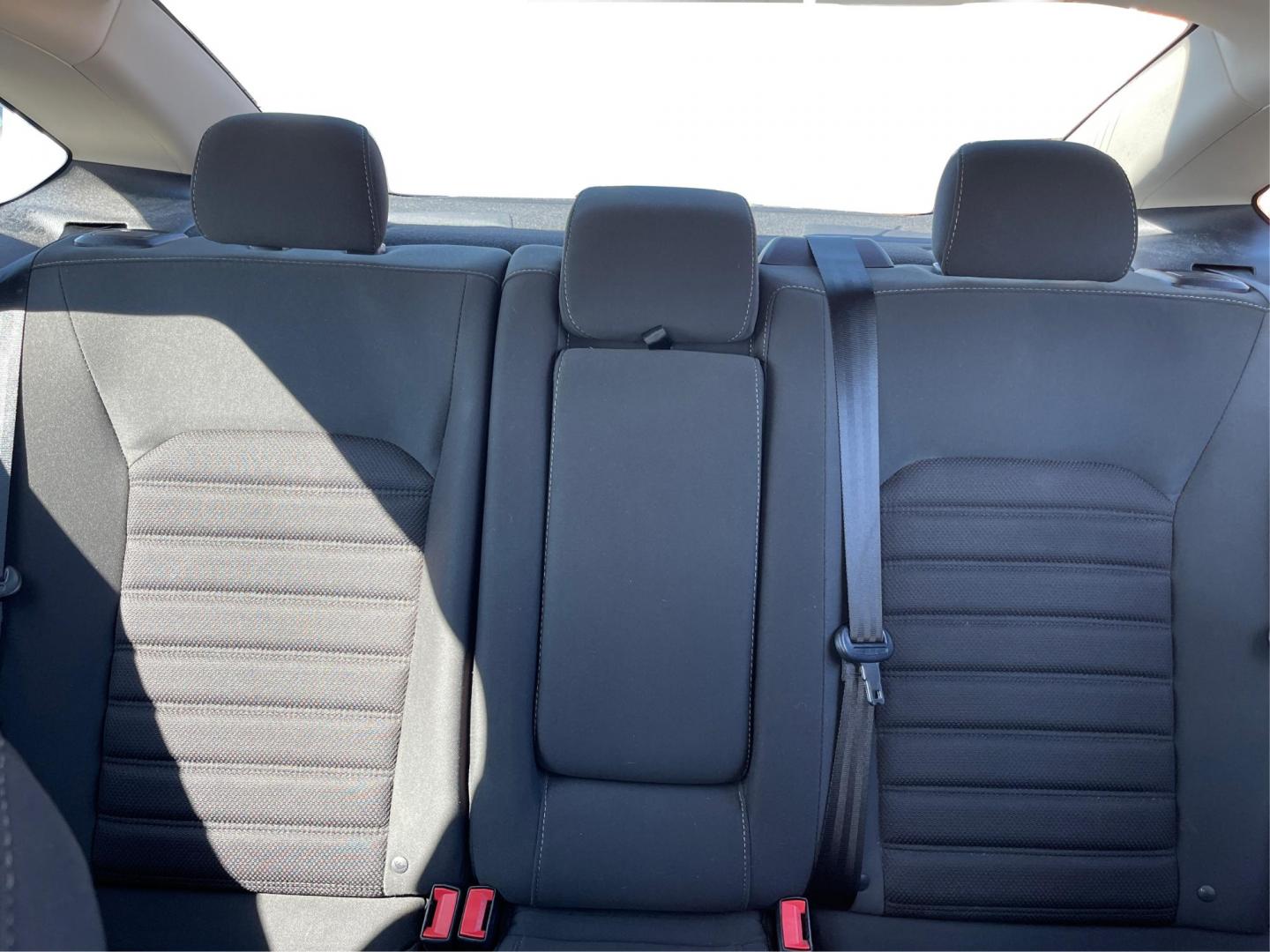 2017 Ford Fusion SE (3FA6P0HD1HR) with an 1.5L L4 DOHC 16V engine, 6-Speed Automatic transmission, located at 1230 East Main St, Xenia, OH, 45385, (937) 908-9800, 39.688026, -83.910172 - Photo#13