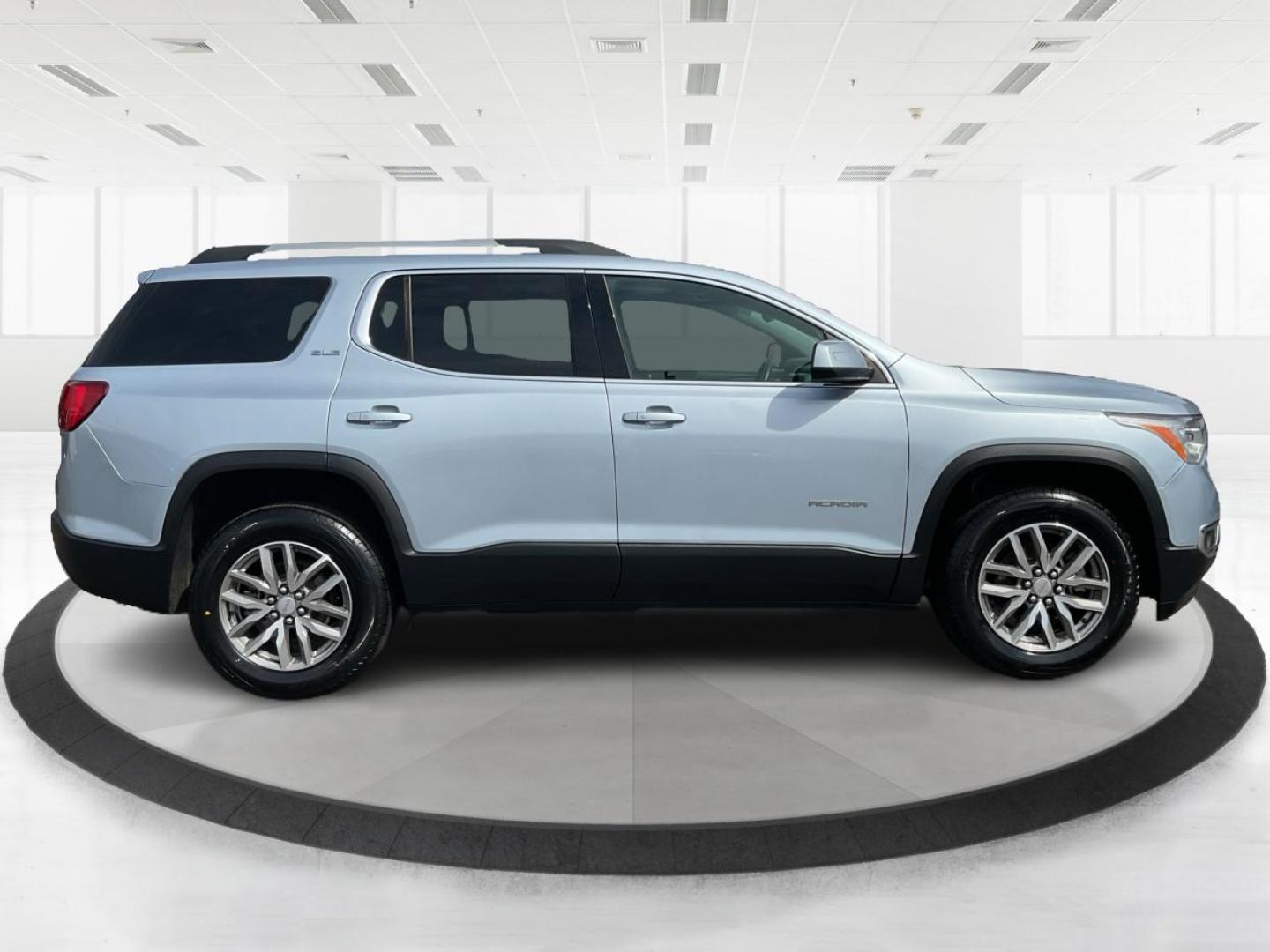2017 GMC Acadia SLE-2 (1GKKNSLA3HZ) with an Other engine, located at 8750 N County Rd 25A, Piqua, OH, 45356, (937) 908-9800, 40.164391, -84.232513 - Photo#1