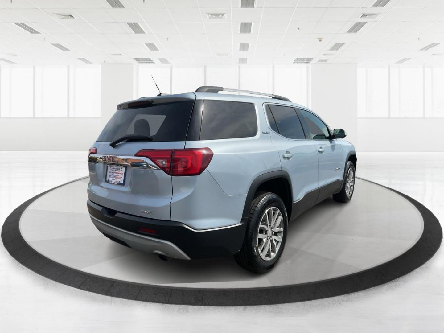2017 GMC Acadia SLE-2 (1GKKNSLA3HZ) with an Other engine, located at 8750 N County Rd 25A, Piqua, OH, 45356, (937) 908-9800, 40.164391, -84.232513 - Photo#2