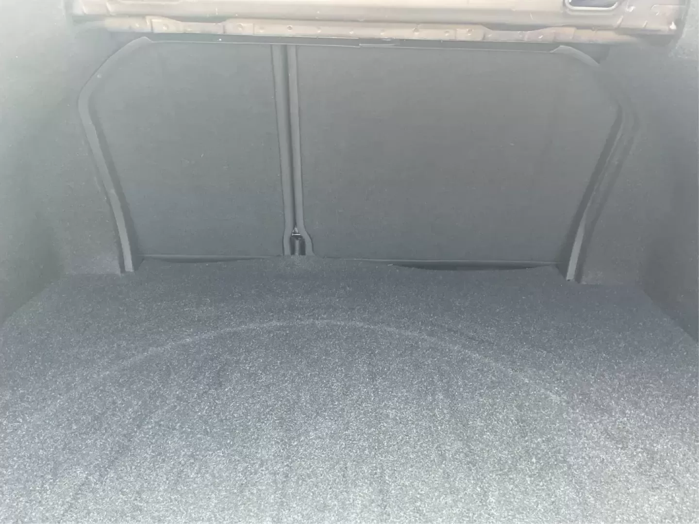2017 Hyundai Elantra Value Edition (5NPD84LF6HH) with an Nu 2L I-4 DOHC engine, located at 8750 N County Rd 25A, Piqua, OH, 45356, (937) 908-9800, 40.164391, -84.232513 - Photo#11