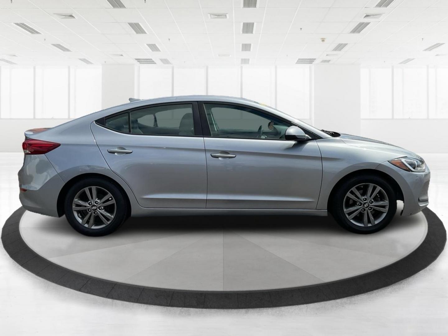 2017 Hyundai Elantra SE (5NPD84LF1HH) with an Nu 2L I-4 DOHC engine, located at 880 E. National Road, Vandalia, OH, 45377, (937) 908-9800, 39.891918, -84.183594 - Photo#1