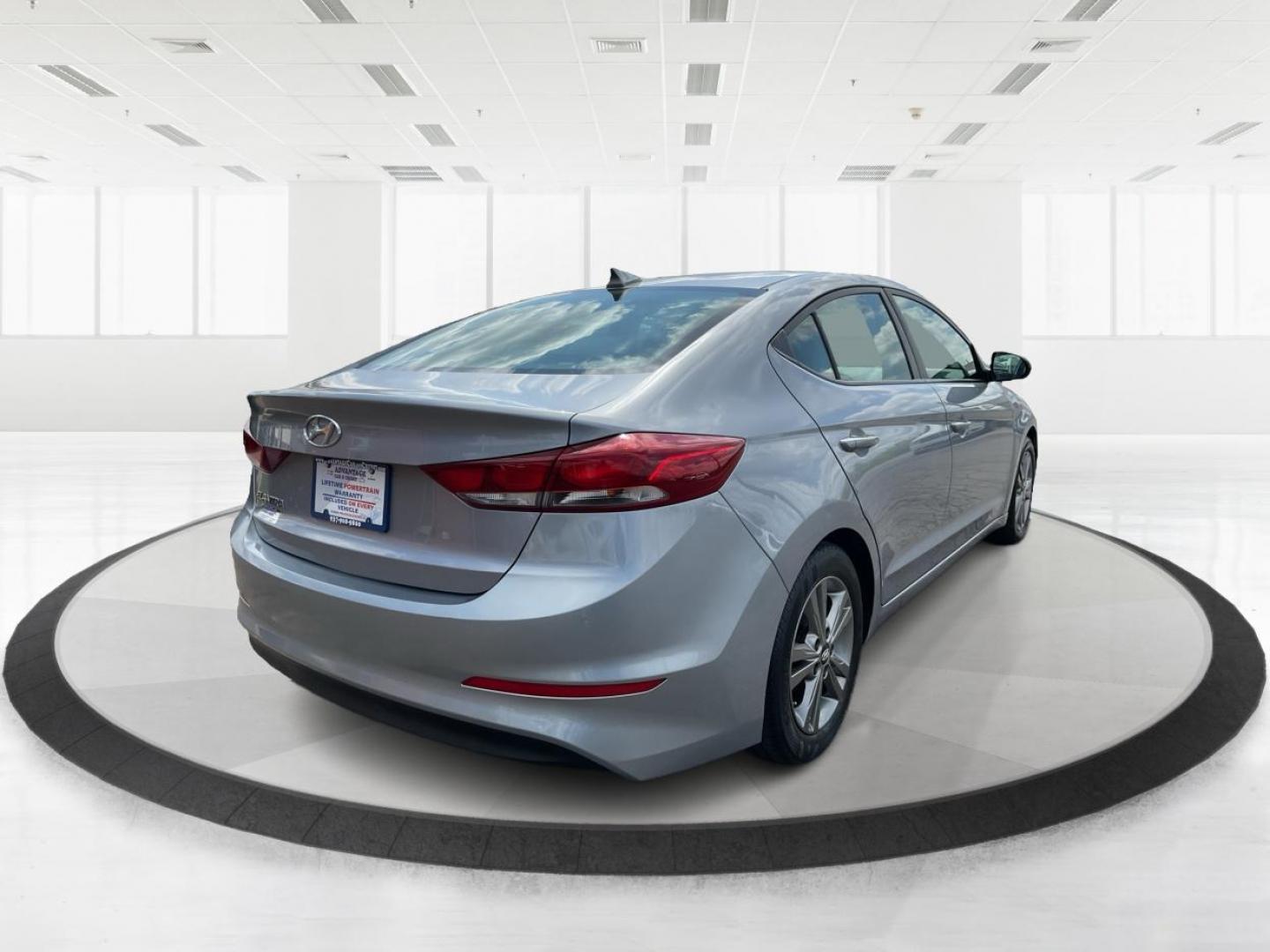 2017 Hyundai Elantra SE (5NPD84LF1HH) with an Nu 2L I-4 DOHC engine, located at 880 E. National Road, Vandalia, OH, 45377, (937) 908-9800, 39.891918, -84.183594 - Photo#2