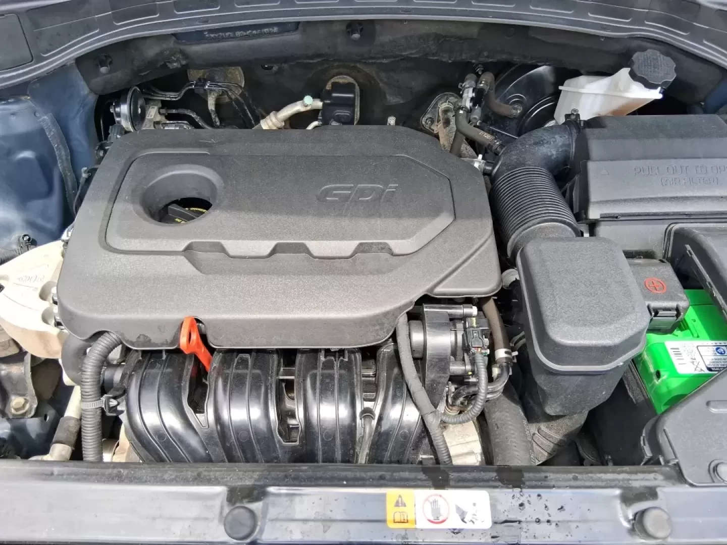 2017 Hyundai Santa Fe 2.4L (5XYZUDLB0HG) with an Theta II 2.4L I-4 gasoline direct injection engine, located at 1230 East Main St, Xenia, OH, 45385, (937) 908-9800, 39.688026, -83.910172 - Photo#11