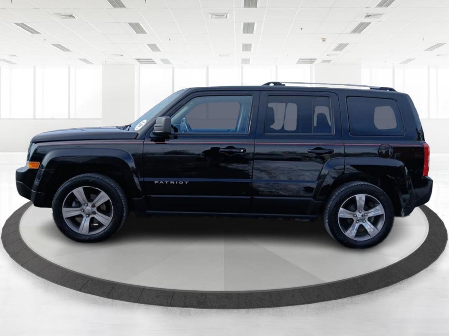 2017 Jeep Patriot Latitude 2WD (1C4NJPFA3HD) with an 2.0L L4 DOHC 16V engine, located at 1099 N County Rd 25A , Troy, OH, 45373, (937) 908-9800, 40.057079, -84.212883 - Photo#5