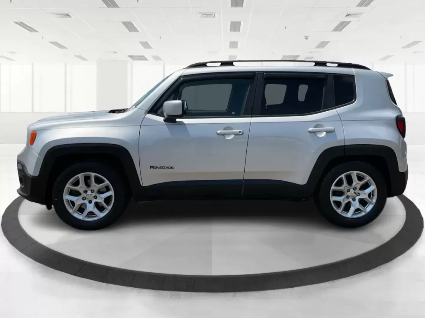 2017 Jeep Renegade Latitude FWD (ZACCJABB4HP) with an Other engine, located at 8750 N County Rd 25A, Piqua, OH, 45356, (937) 908-9800, 40.164391, -84.232513 - Photo#5