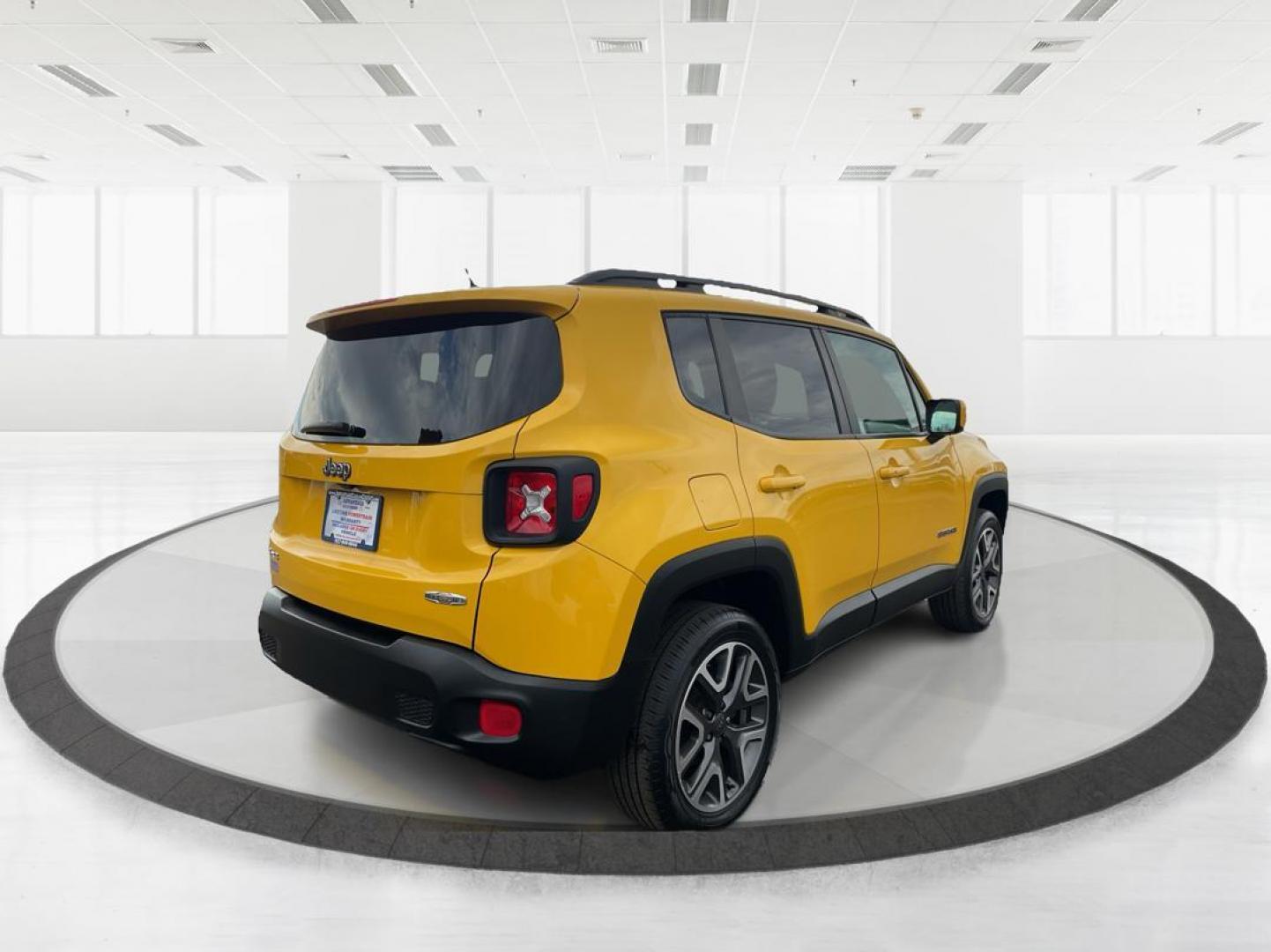 2017 Jeep Renegade Latitude 4x4 (ZACCJBBB3HP) with an MultiAir 1.4L I-4 variable valve control engine, located at 1184 Kauffman Ave, Fairborn, OH, 45324, (937) 908-9800, 39.807072, -84.030914 - Photo#2