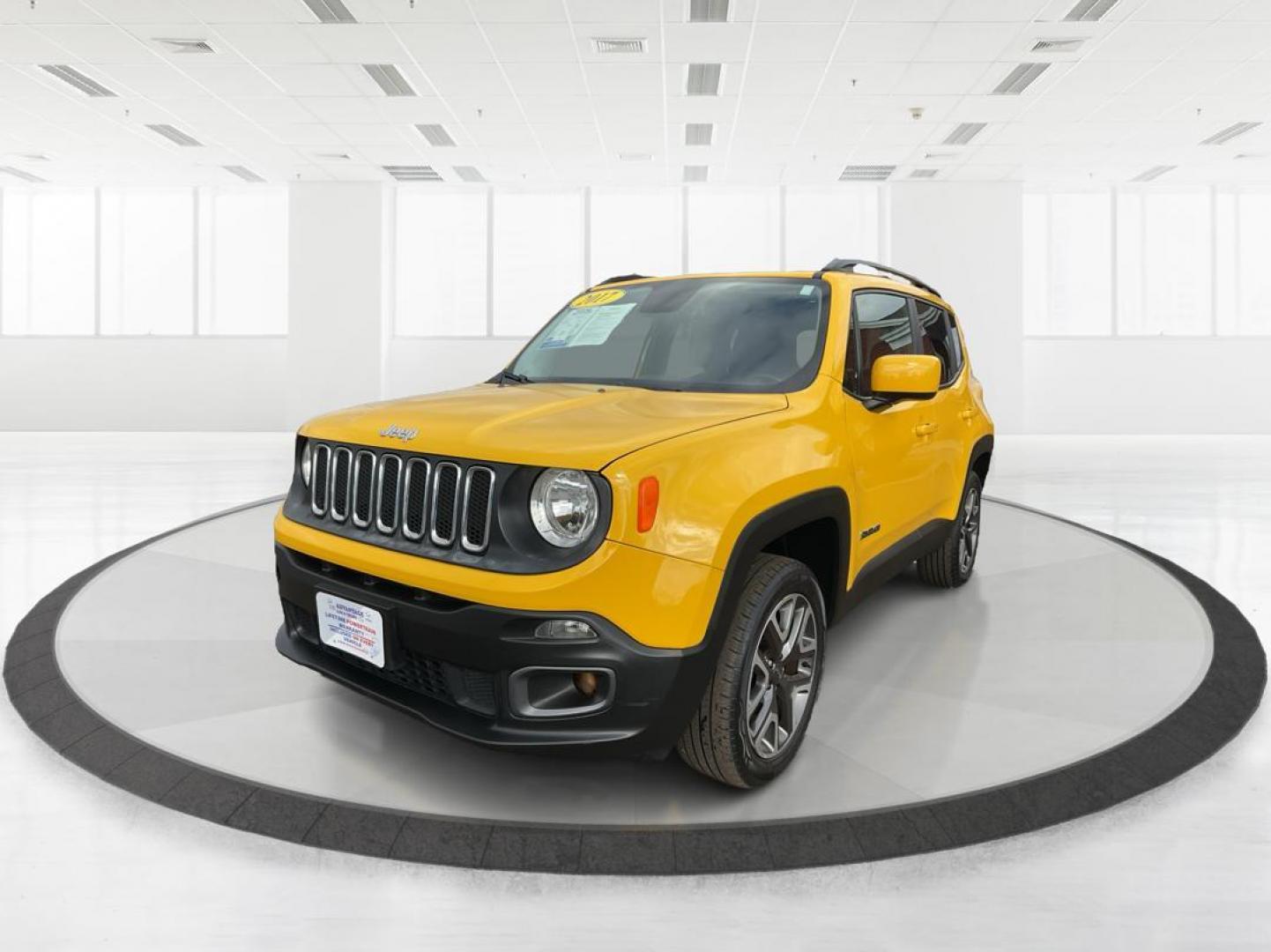 2017 Jeep Renegade Latitude 4x4 (ZACCJBBB3HP) with an MultiAir 1.4L I-4 variable valve control engine, located at 1184 Kauffman Ave, Fairborn, OH, 45324, (937) 908-9800, 39.807072, -84.030914 - Photo#6