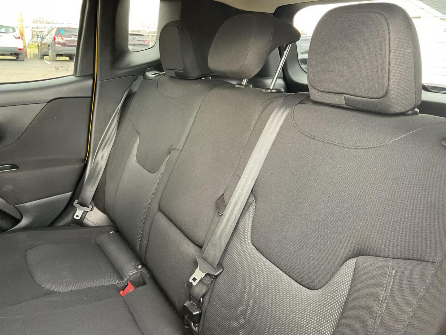 2017 Jeep Renegade Latitude 4x4 (ZACCJBBB3HP) with an MultiAir 1.4L I-4 variable valve control engine, located at 1184 Kauffman Ave, Fairborn, OH, 45324, (937) 908-9800, 39.807072, -84.030914 - Photo#8
