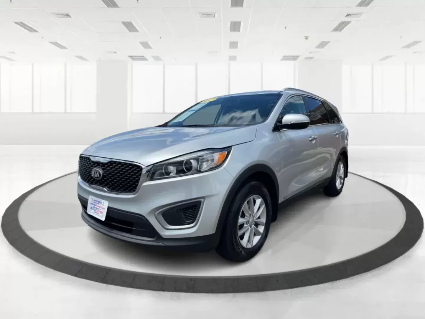 2017 Kia Sorento LX AWD (5XYPGDA32HG) with an 2.4L L4 DOHC 16V engine, 6-Speed Automatic transmission, located at 1951 S Dayton Lakeview Rd., New Carlisle, OH, 45344, (937) 908-9800, 39.890999, -84.050255 - Photo#8