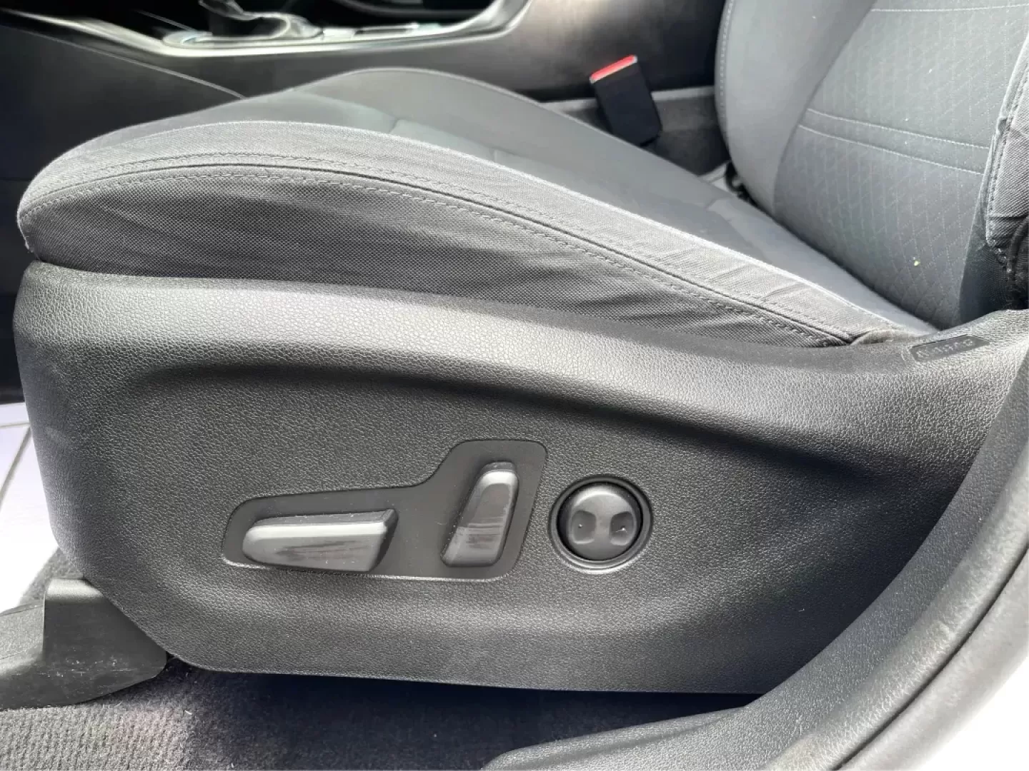 2017 Kia Sorento LX AWD (5XYPGDA32HG) with an 2.4L L4 DOHC 16V engine, 6-Speed Automatic transmission, located at 1951 S Dayton Lakeview Rd., New Carlisle, OH, 45344, (937) 908-9800, 39.890999, -84.050255 - Photo#18