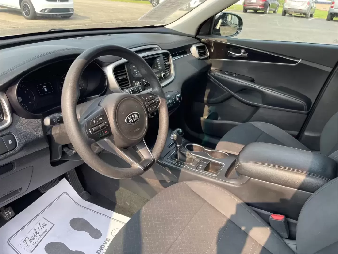 2017 Kia Sorento 2.4L L (5XYPG4A3XHG) with an 2.4L I-4 gasoline direct injection engine, located at 1099 N County Rd 25A , Troy, OH, 45373, (937) 908-9800, 40.057079, -84.212883 - Photo#8