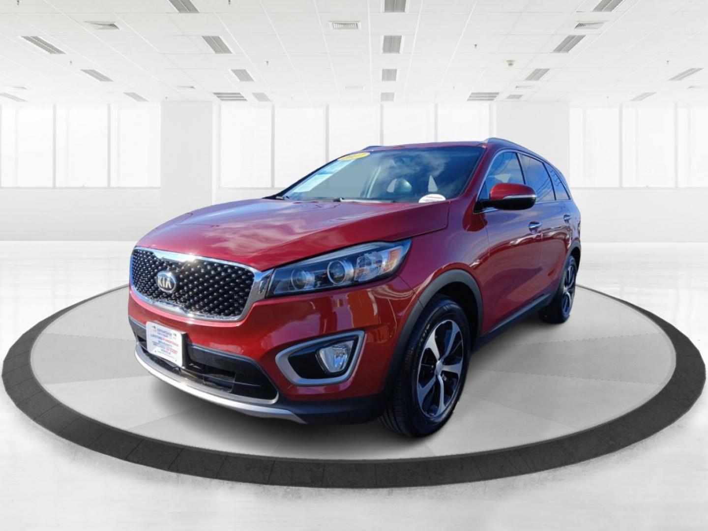 2017 Kia Sorento EX 2WD (5XYPH4A17HG) with an 2.0L L4 DOHC 16V engine, 6-Speed Automatic transmission, located at 401 Woodman Dr, Riverside, OH, 45431, (937) 908-9800, 39.760899, -84.123421 - Photo#7