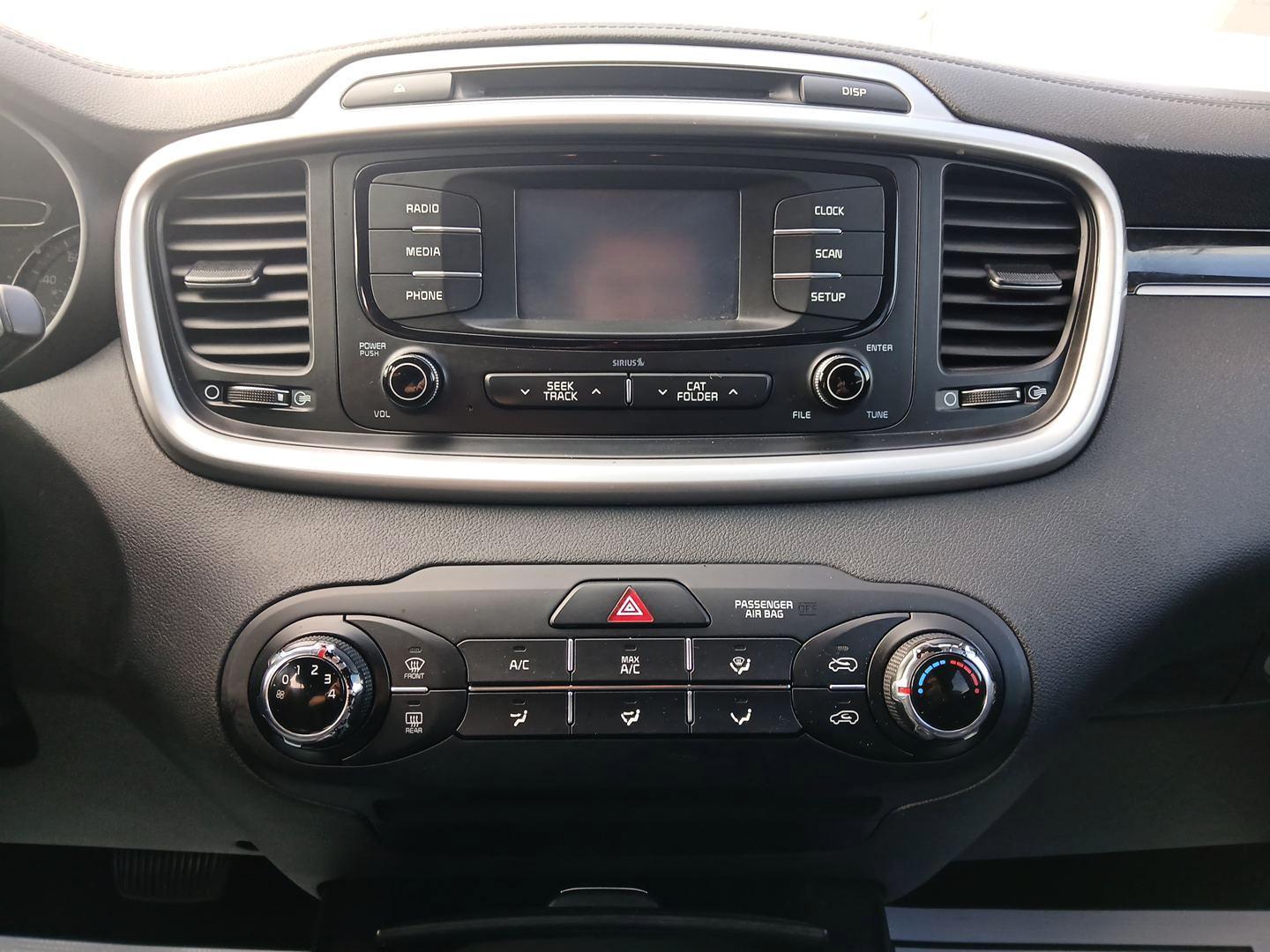 2017 Kia Sorento LX AWD (5XYPGDA39HG) with an 2.4L L4 DOHC 16V engine, 6-Speed Automatic transmission, located at 1230 East Main St, Xenia, OH, 45385, (937) 908-9800, 39.688026, -83.910172 - Photo#12
