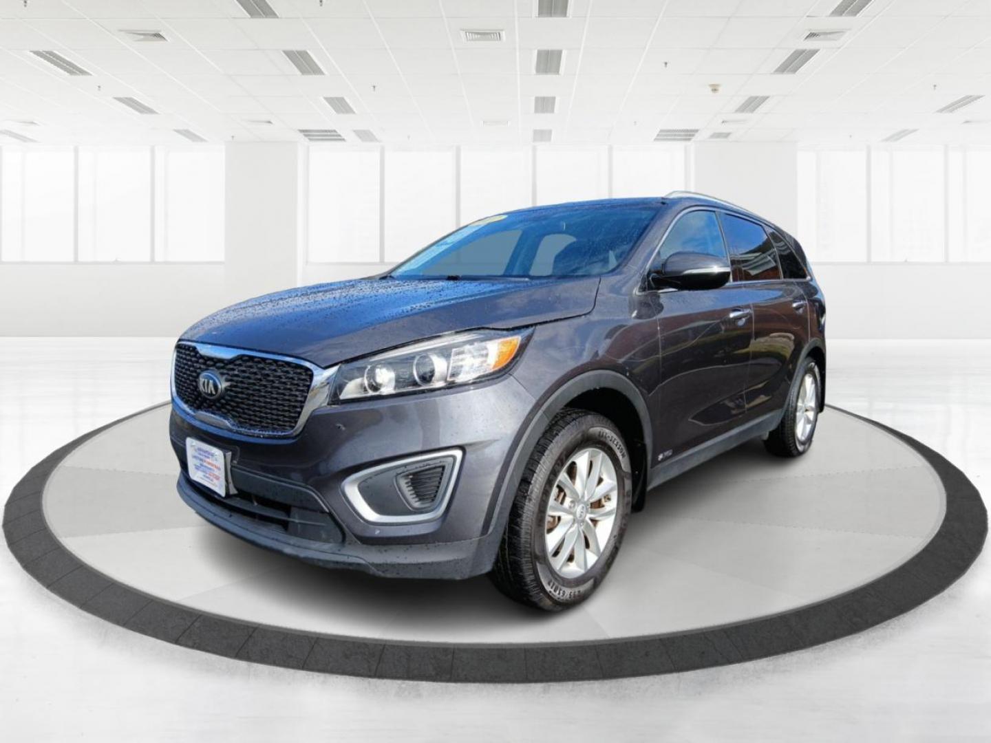 2017 Kia Sorento LX AWD (5XYPGDA39HG) with an 2.4L L4 DOHC 16V engine, 6-Speed Automatic transmission, located at 1230 East Main St, Xenia, OH, 45385, (937) 908-9800, 39.688026, -83.910172 - Photo#7