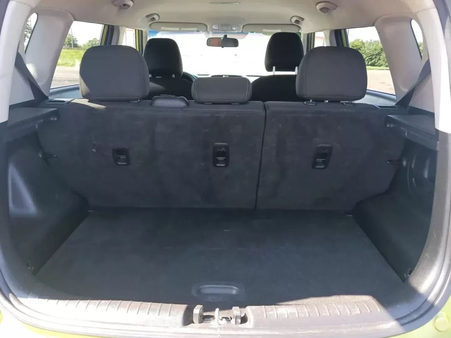 2017 Kia Soul + (KNDJP3A55H7) with an 2.0L L4 DOHC 16V engine, 6-Speed Automatic transmission, located at 1099 N County Rd 25A , Troy, OH, 45373, (937) 908-9800, 40.057079, -84.212883 - Photo#12