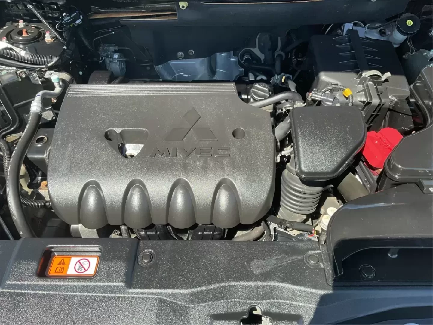 2017 Mitsubishi Outlander ES (JA4AD2A34HZ) with an 2.4L I-4 variable valve control engine, located at 1230 East Main St, Xenia, OH, 45385, (937) 908-9800, 39.688026, -83.910172 - Photo#10