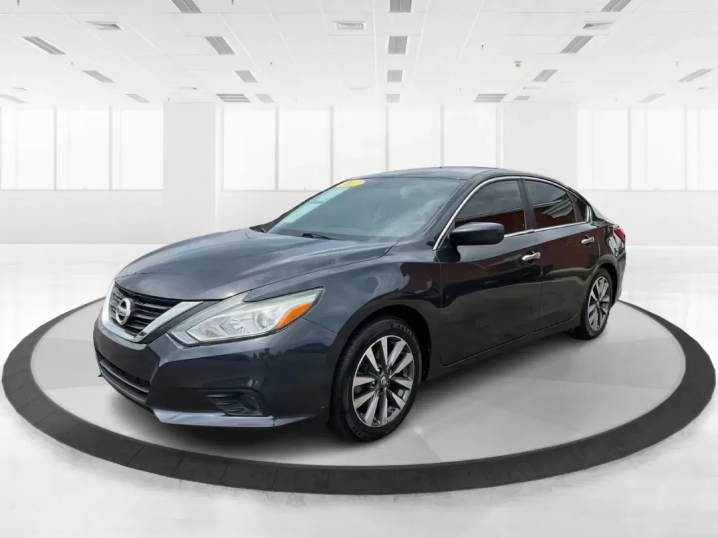 2017 Storm Blue Nissan Altima 2.5 SV (1N4AL3AP0HC) with an 2.5L L4 DOHC 16V engine, Continuously Variable Transmission transmission, located at 8750 N County Rd 25A, Piqua, OH, 45356, (937) 908-9800, 40.164391, -84.232513 - Photo#7