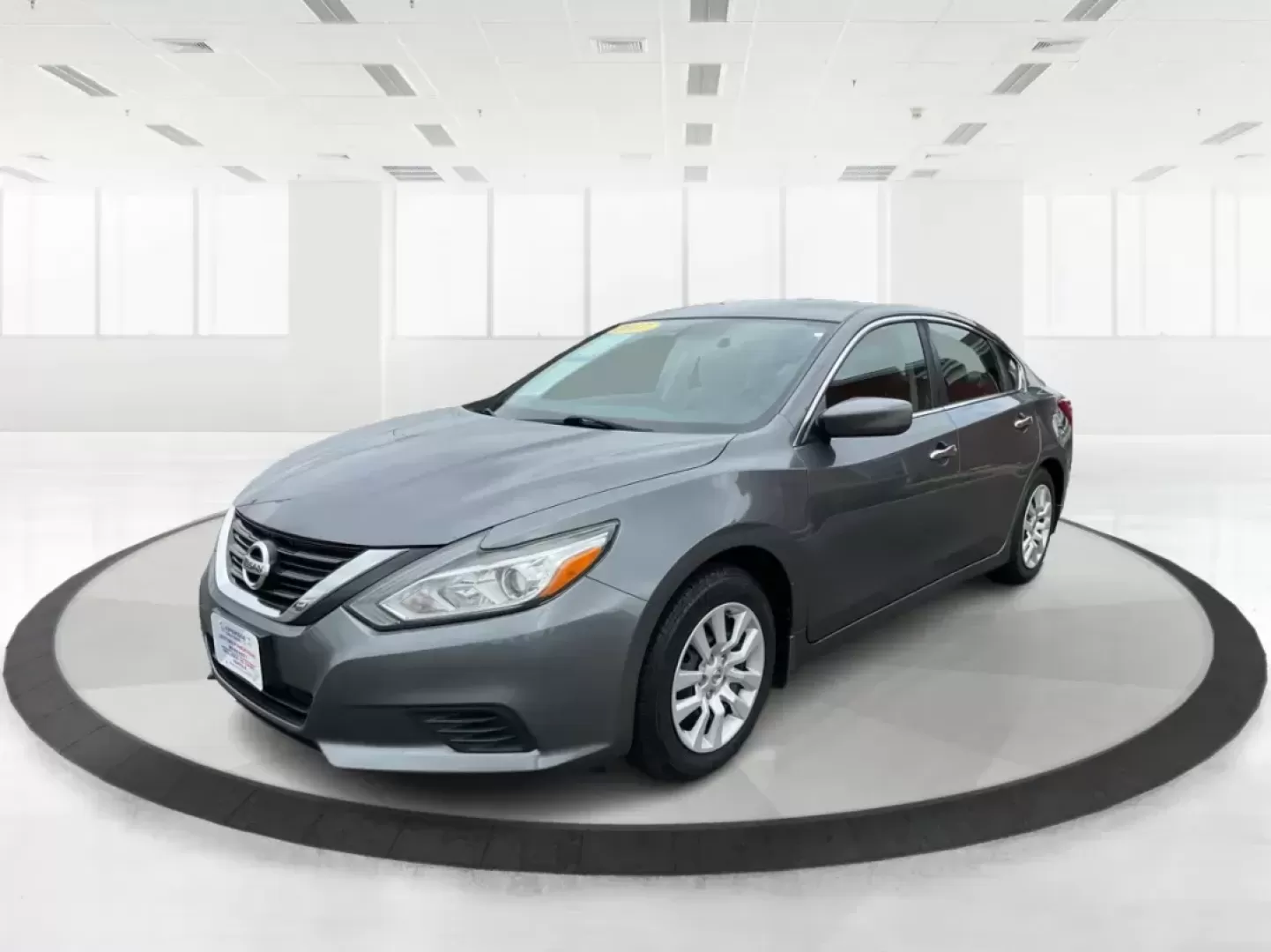 2017 Nissan Altima 2.5 S (1N4AL3APXHC) with an 2.5L I-4 DOHC engine, located at 401 Woodman Dr, Riverside, OH, 45431, (937) 908-9800, 39.760899, -84.123421 - Photo#7