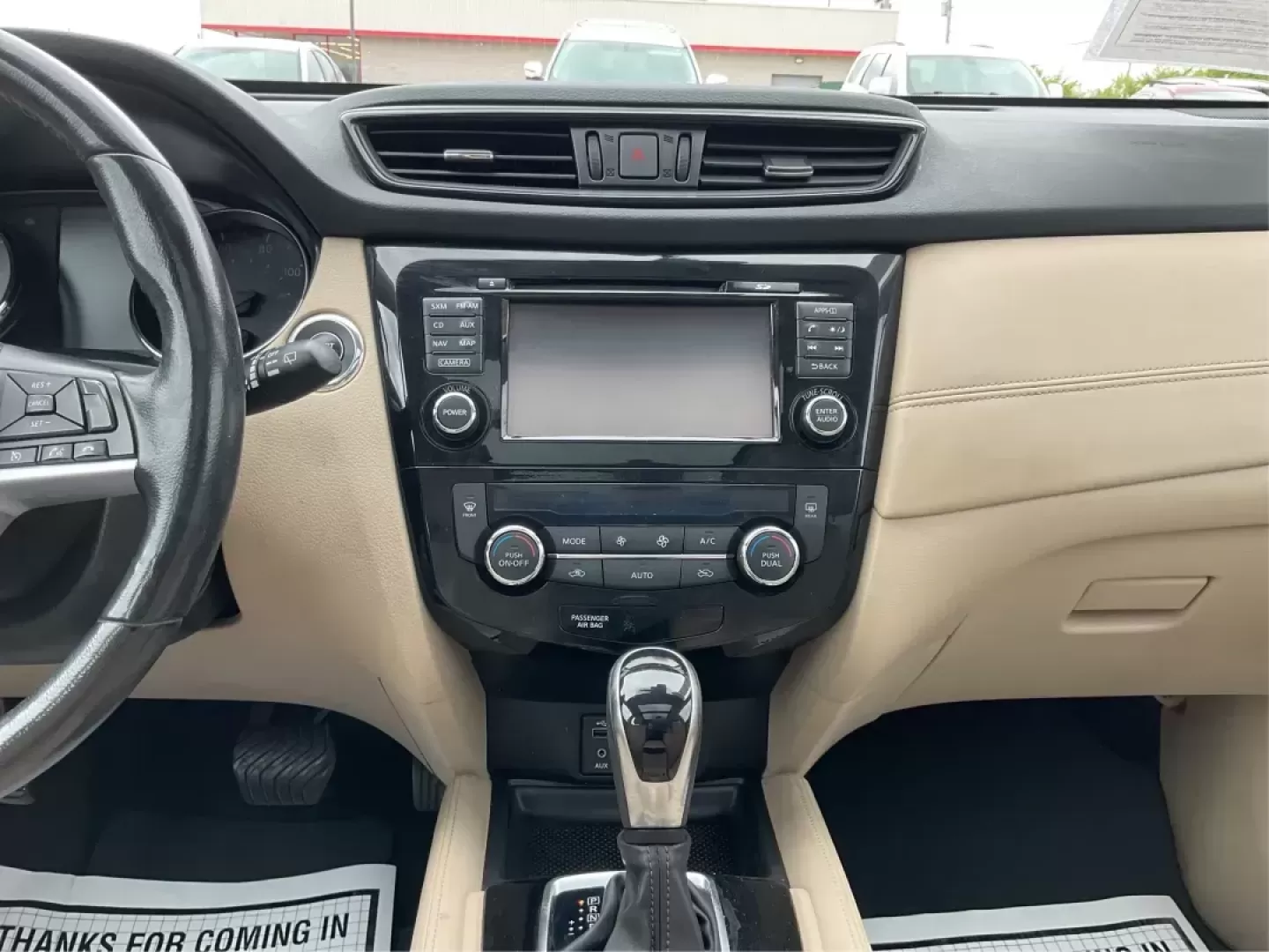 2017 Nissan Rogue SL (JN8AT2MV2HW) with an 2.5L I-4 DOHC engine, located at 8750 N County Rd 25A, Piqua, OH, 45356, (937) 908-9800, 40.164391, -84.232513 - Photo#12