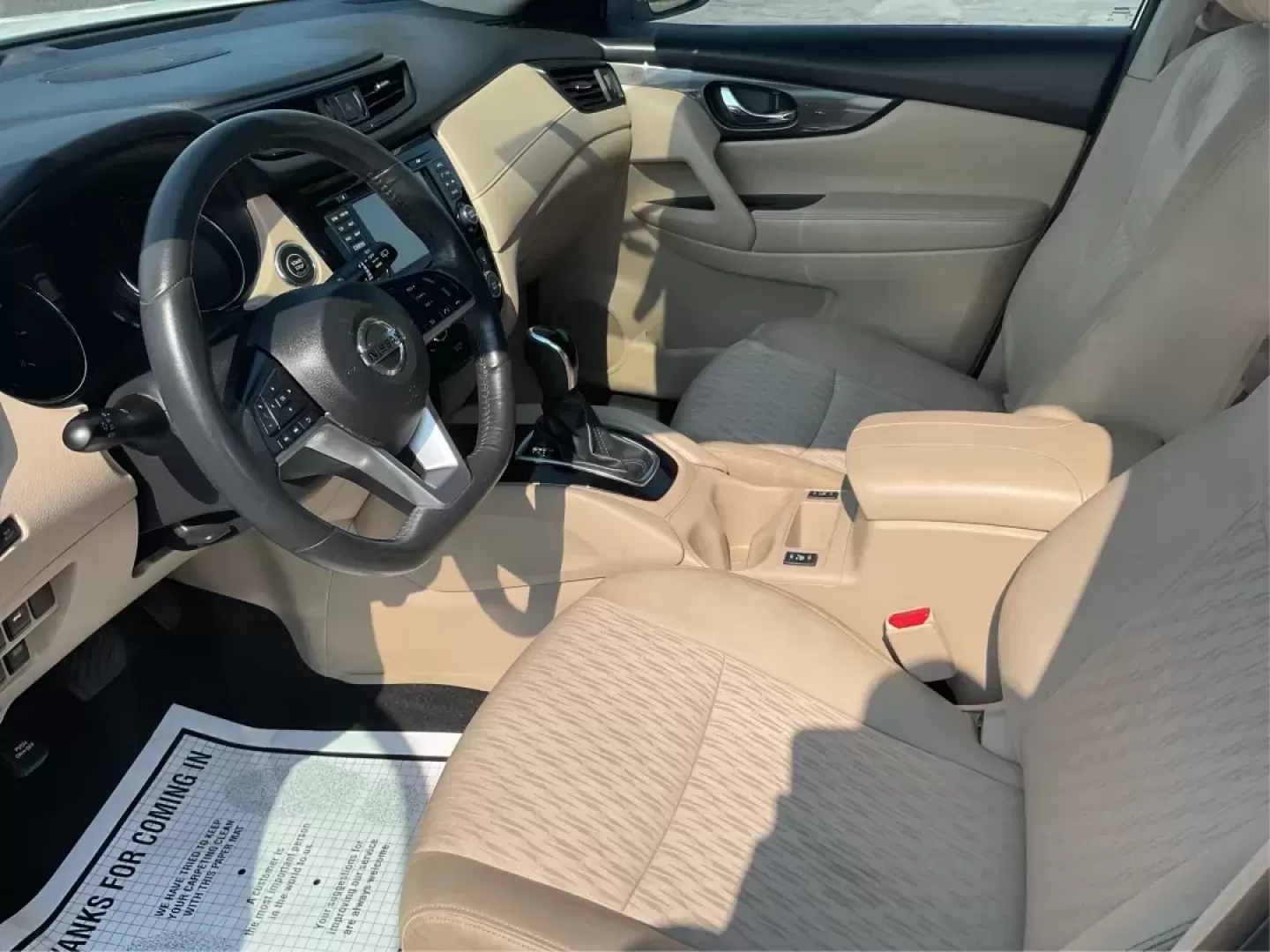 2017 Nissan Rogue SV (5N1AT2MV3HC) with an 2.5L I-4 DOHC engine, located at 1099 N County Rd 25A , Troy, OH, 45373, (937) 908-9800, 40.057079, -84.212883 - Photo#8