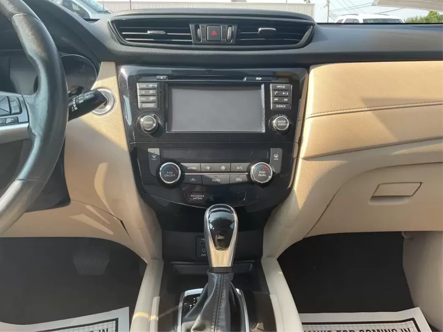 2017 Nissan Rogue SV (5N1AT2MV3HC) with an 2.5L I-4 DOHC engine, located at 1099 N County Rd 25A , Troy, OH, 45373, (937) 908-9800, 40.057079, -84.212883 - Photo#11