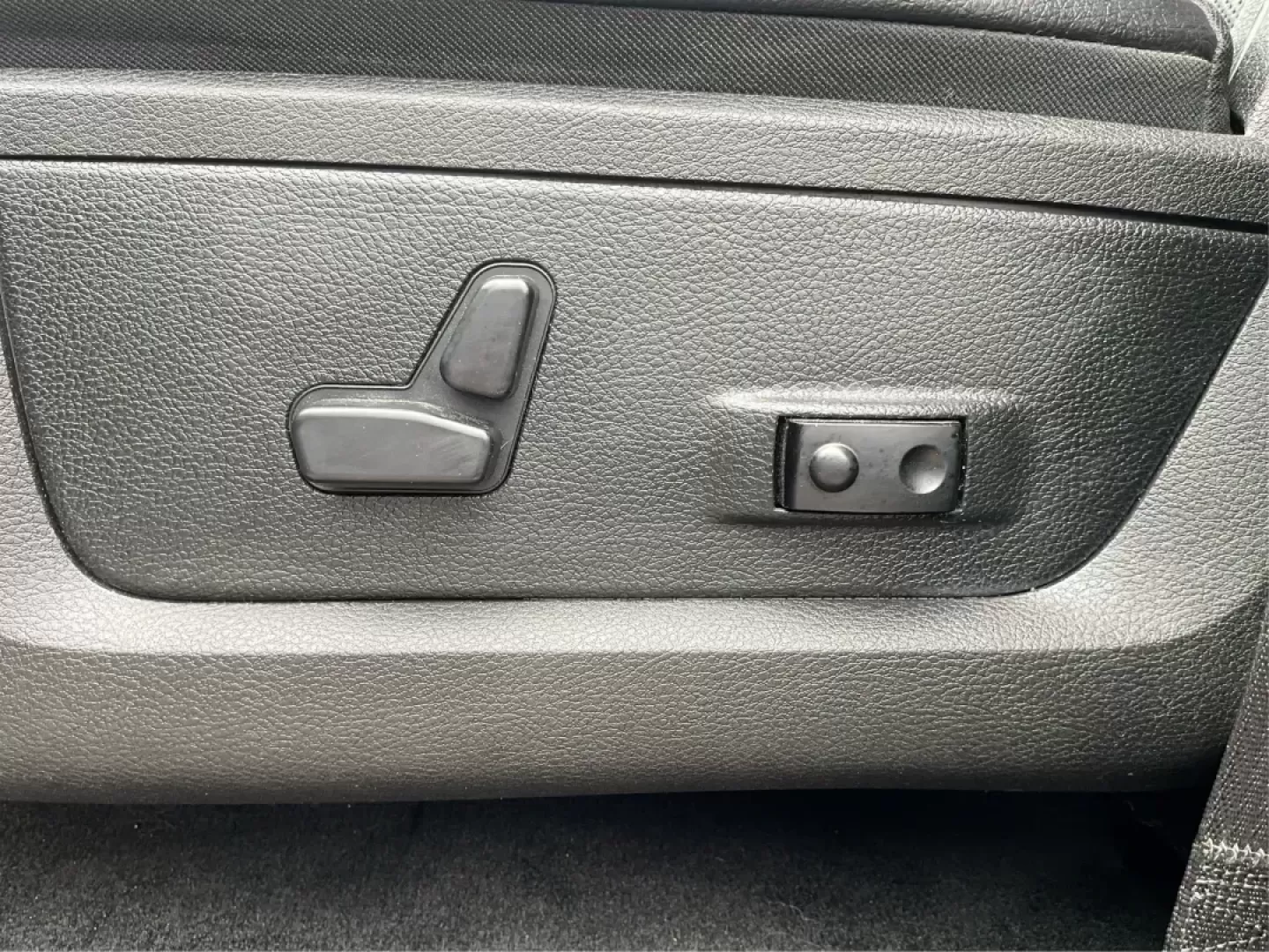 2017 Ram 1500 Sport (1C6RR7MT6HS) with an Other engine, located at 8750 N County Rd 25A, Piqua, OH, 45356, (937) 908-9800, 40.164391, -84.232513 - Photo#16