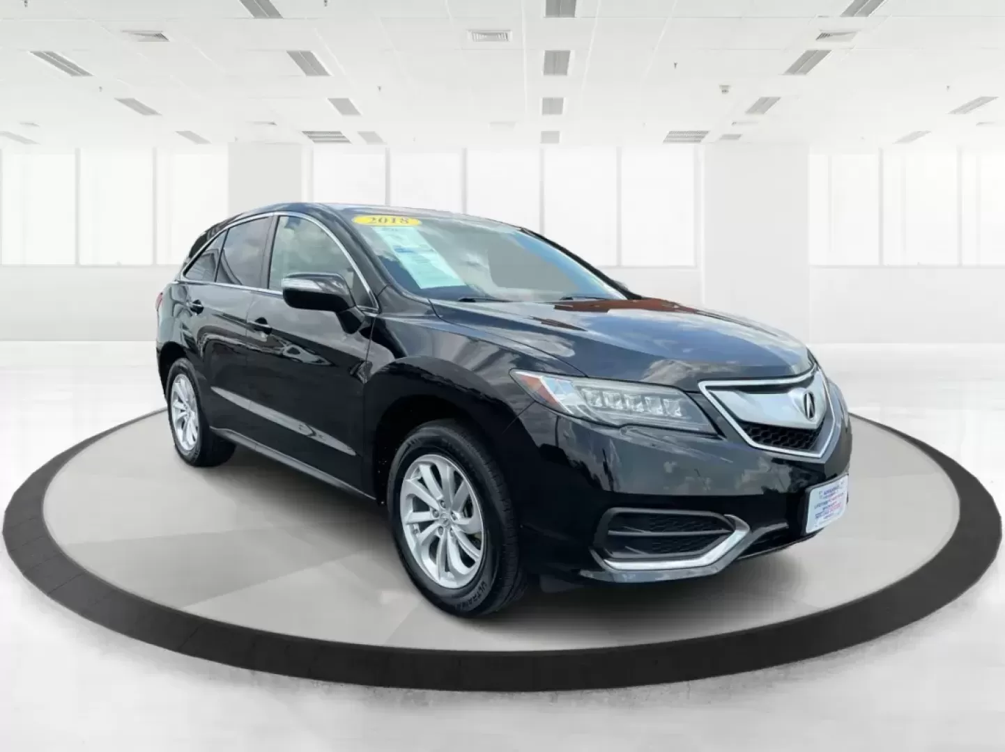 2018 Acura RDX AcuraWatch Plus Package (5J8TB4H34JL) with an 3.5L V-6 i-VTEC variable valve control engine, located at 401 Woodman Dr, Riverside, OH, 45431, (937) 908-9800, 39.760899, -84.123421 - Photo#0
