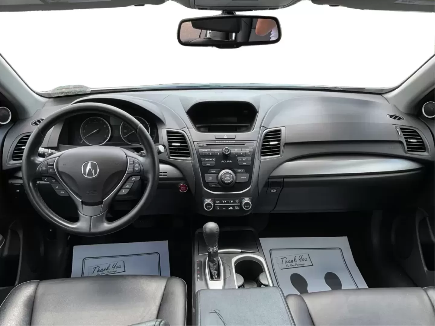2018 Acura RDX AcuraWatch Plus Package (5J8TB4H34JL) with an 3.5L V-6 i-VTEC variable valve control engine, located at 401 Woodman Dr, Riverside, OH, 45431, (937) 908-9800, 39.760899, -84.123421 - Photo#19