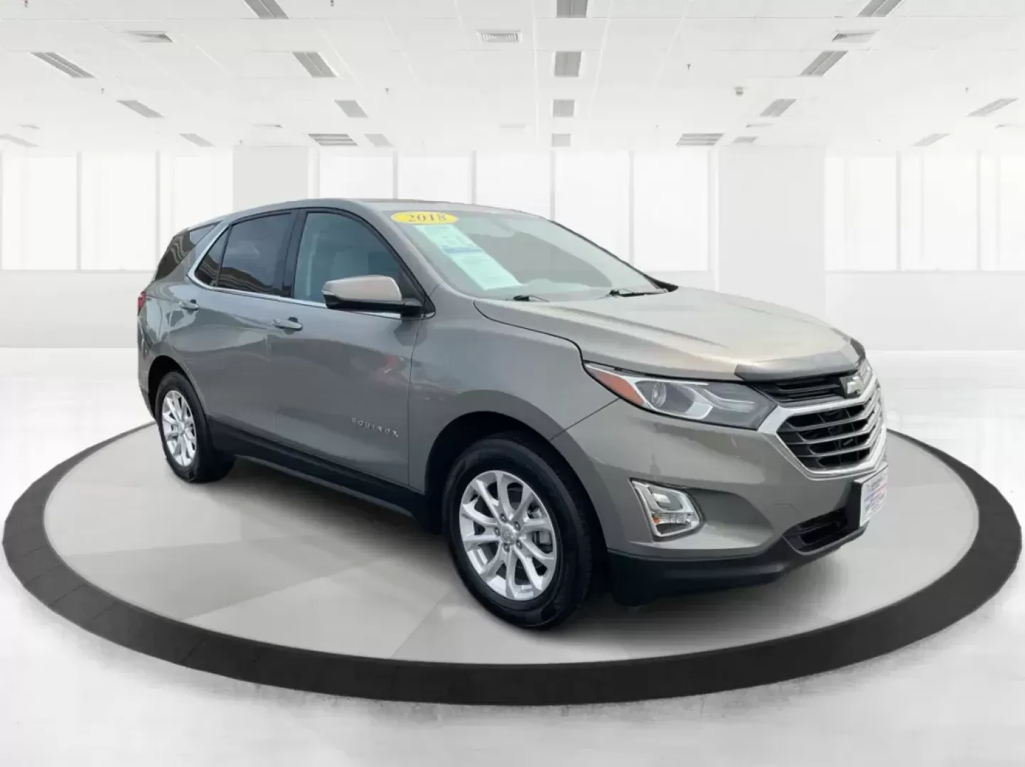 2018 Chevrolet Equinox LT (3GNAXSEV5JS) with an 1.5L I-4 gasoline direct injection engine, located at 8750 N County Rd 25A, Piqua, OH, 45356, (937) 908-9800, 40.164391, -84.232513 - Photo#0