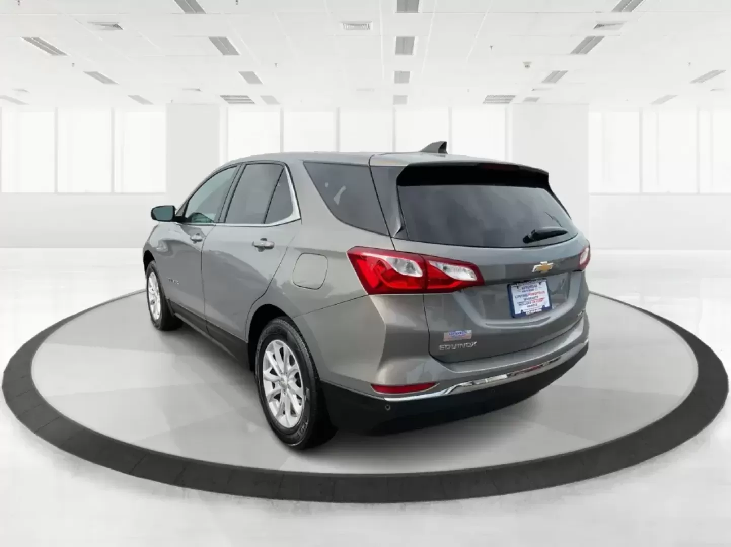 2018 Chevrolet Equinox LT (3GNAXSEV5JS) with an 1.5L I-4 gasoline direct injection engine, located at 8750 N County Rd 25A, Piqua, OH, 45356, (937) 908-9800, 40.164391, -84.232513 - Photo#4