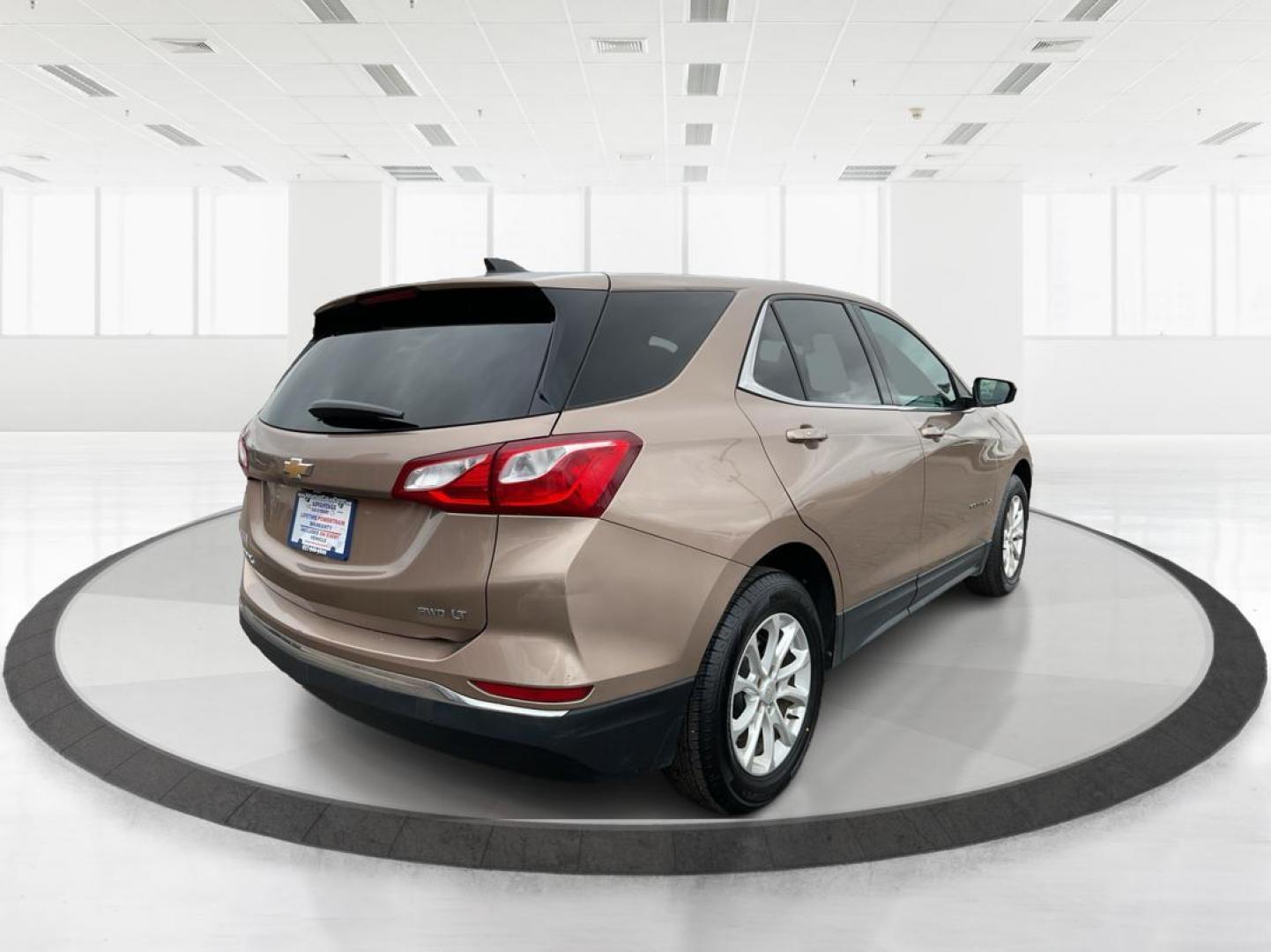 2018 Chevrolet Equinox LT AWD (2GNAXSEV5J6) with an 1.5L L4 DOHC 16V TURBO engine, 6-Speed Automatic transmission, located at 4508 South Dixie Dr, Moraine, OH, 45439, (937) 908-9800, 39.689976, -84.218452 - Photo#2