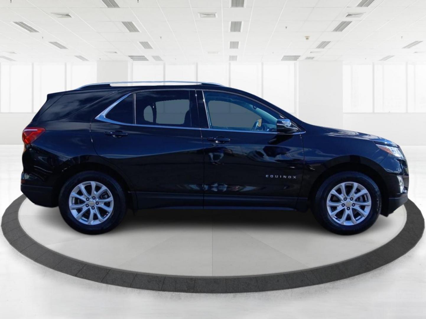 2018 Chevrolet Equinox LT 2WD (2GNAXJEV3J6) with an 1.5L L4 DIR DOHC 16V TURBO engine, 6-Speed Automatic transmission, located at 401 Woodman Dr, Riverside, OH, 45431, (937) 908-9800, 39.760899, -84.123421 - Photo#1