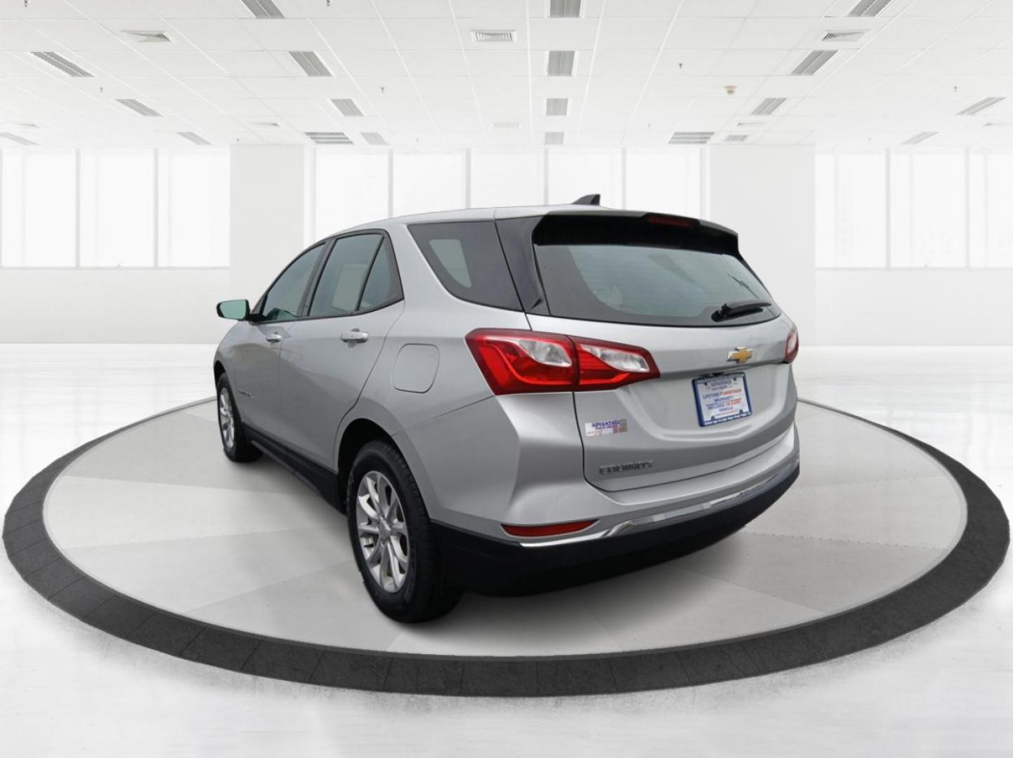 2018 Chevrolet Equinox LS 2WD (3GNAXHEV3JL) with an 1.5L L4 DOHC 16V TURBO engine, 6-Speed Automatic transmission, located at 880 E. National Road, Vandalia, OH, 45377, (937) 908-9800, 39.891918, -84.183594 - Photo#4