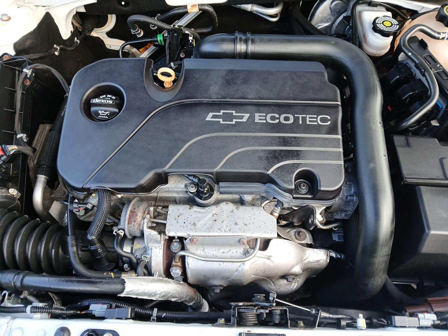 2018 Chevrolet Malibu LT (1G1ZD5ST1JF) with an 1.5L L4 DOHC 16V engine, 6-Speed Automatic transmission, located at 8750 N County Rd 25A, Piqua, OH, 45356, (937) 908-9800, 40.164391, -84.232513 - Photo#10