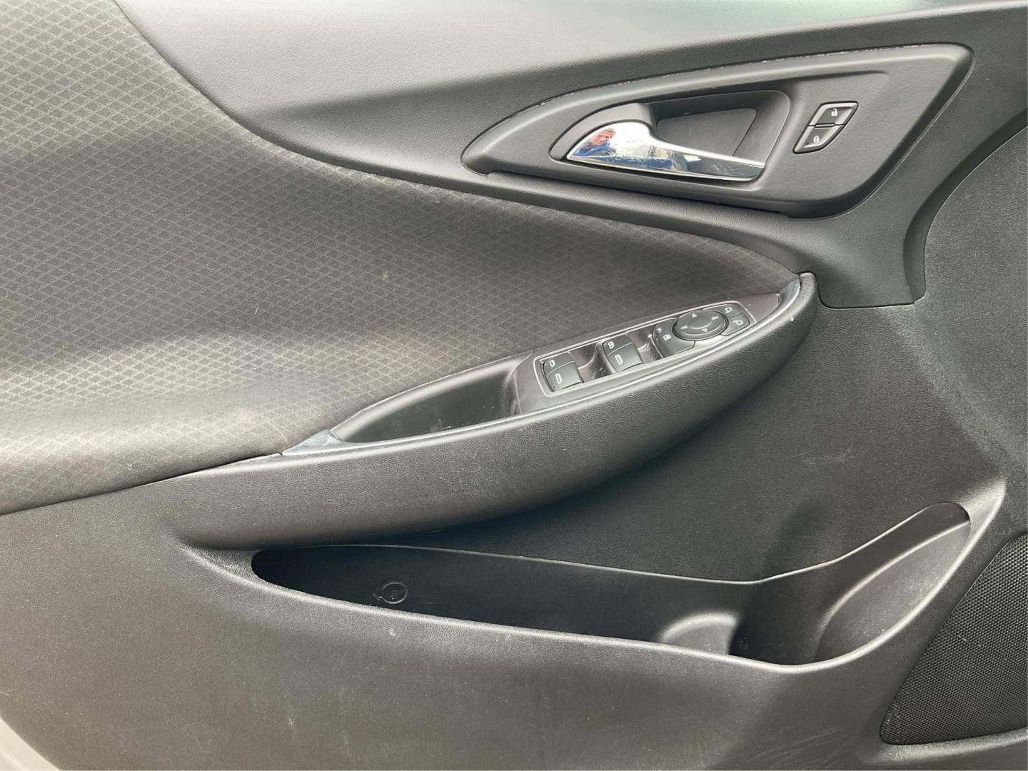 2018 Chevrolet Malibu LT (1G1ZD5ST0JF) with an ECOTEC 1.5L I-4 gasoline direct injection engine, located at 401 Woodman Dr, Riverside, OH, 45431, (937) 908-9800, 39.760899, -84.123421 - Photo#17