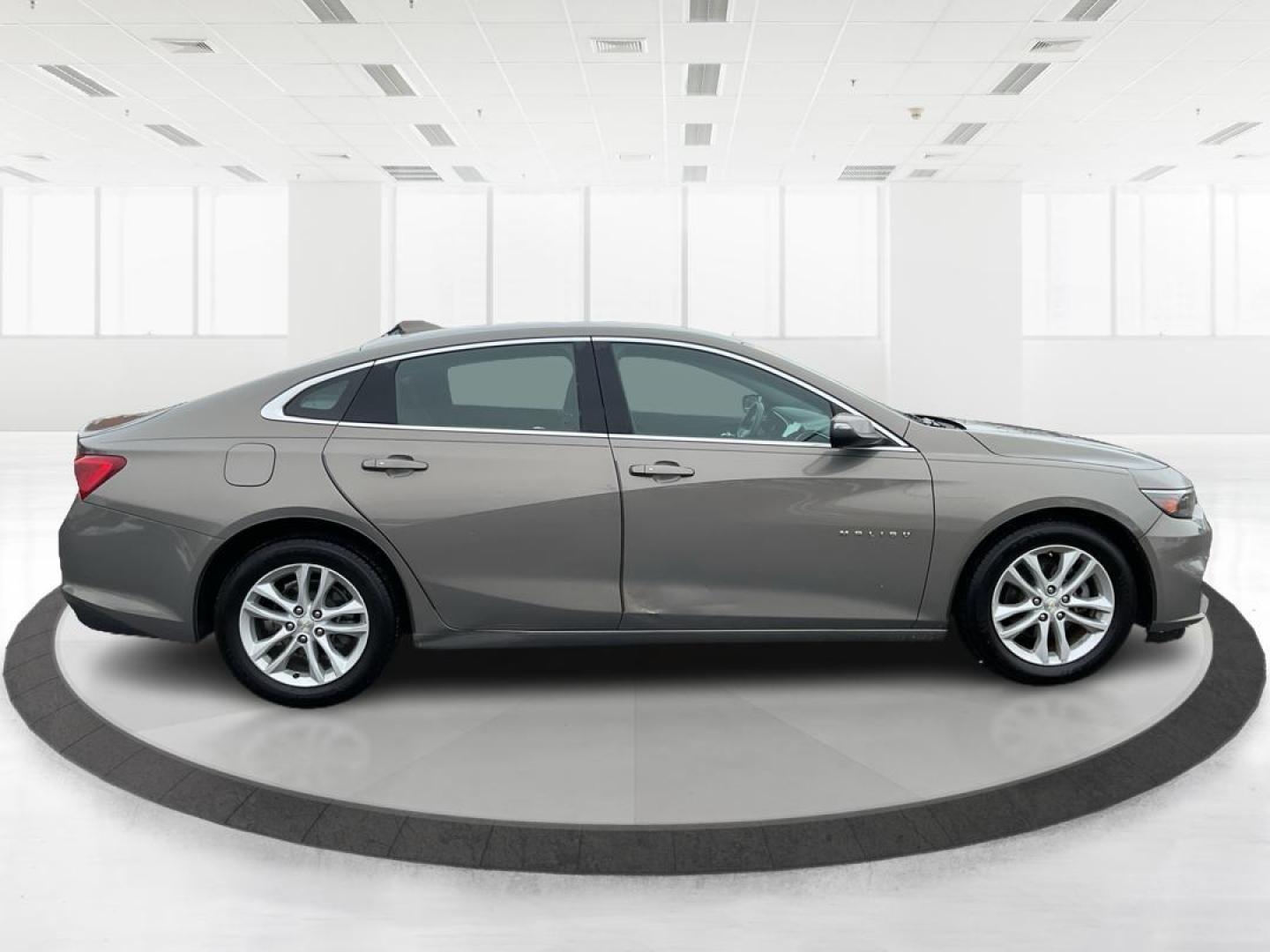 2018 Chevrolet Malibu LT (1G1ZD5ST0JF) with an ECOTEC 1.5L I-4 gasoline direct injection engine, located at 401 Woodman Dr, Riverside, OH, 45431, (937) 908-9800, 39.760899, -84.123421 - Photo#1