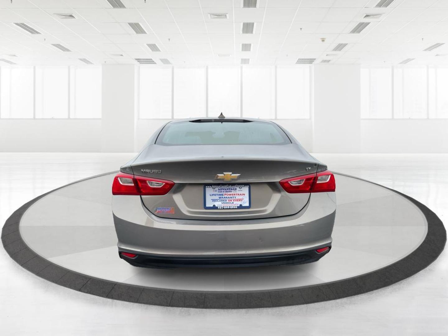 2018 Chevrolet Malibu LT (1G1ZD5ST0JF) with an ECOTEC 1.5L I-4 gasoline direct injection engine, located at 401 Woodman Dr, Riverside, OH, 45431, (937) 908-9800, 39.760899, -84.123421 - Photo#3