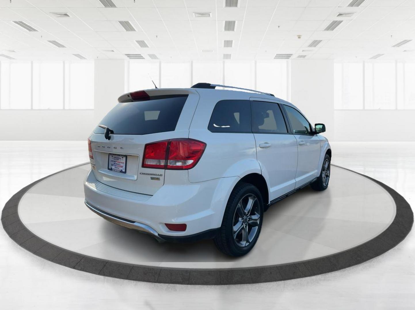 2018 Dodge Journey Crossroad (3C4PDCGG3JT) with an Pentastar 3.6L V-6 DOHC engine, located at 1951 S Dayton Lakeview Rd., New Carlisle, OH, 45344, (937) 908-9800, 39.890999, -84.050255 - Photo#2
