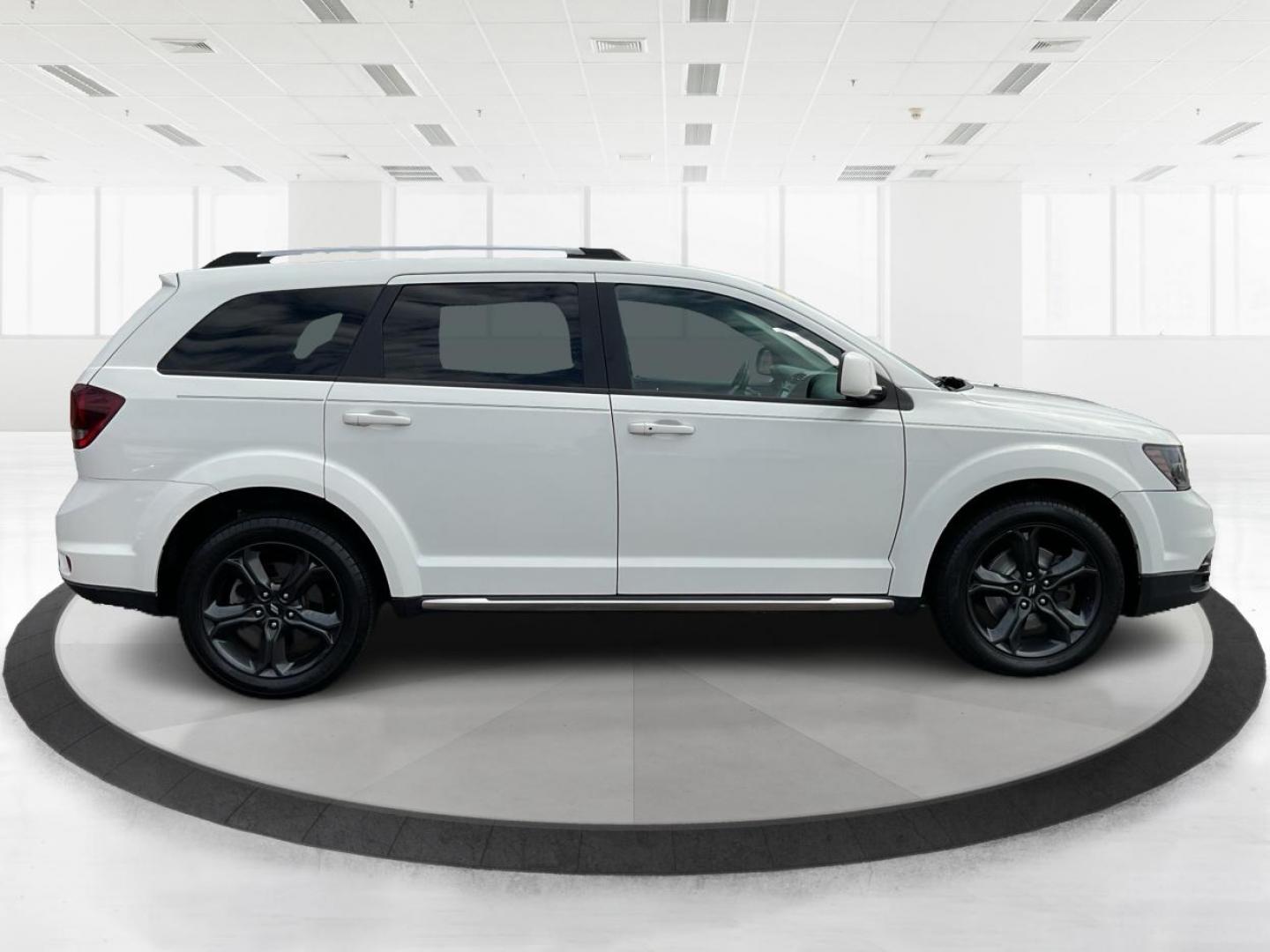 2018 Dodge Journey Crossroad (3C4PDCGG5JT) with an Pentastar 3.6L V-6 DOHC engine, located at 1099 N County Rd 25A , Troy, OH, 45373, (937) 908-9800, 40.057079, -84.212883 - Photo#1