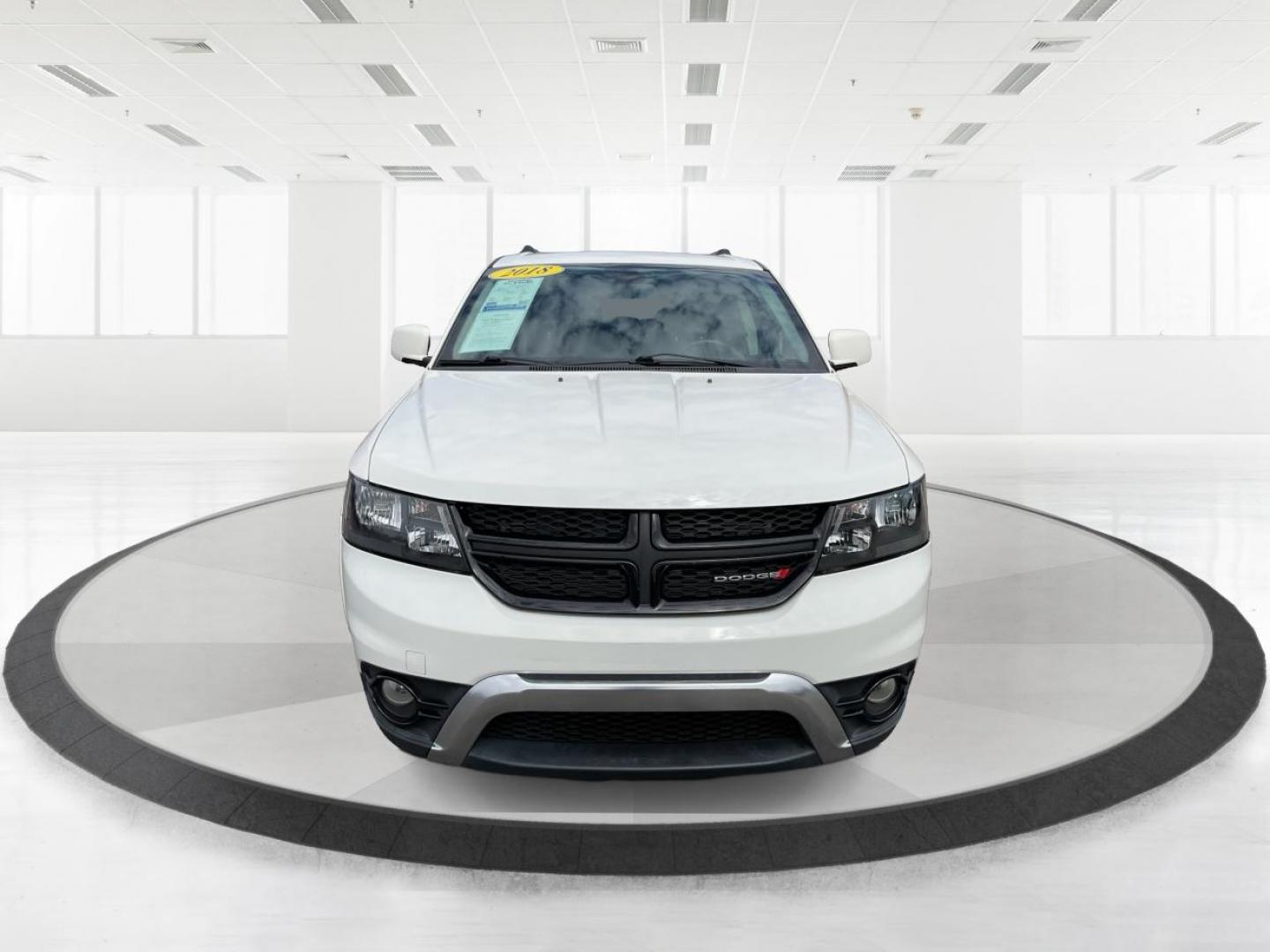2018 Dodge Journey Crossroad (3C4PDCGG5JT) with an Pentastar 3.6L V-6 DOHC engine, located at 1099 N County Rd 25A , Troy, OH, 45373, (937) 908-9800, 40.057079, -84.212883 - Photo#4