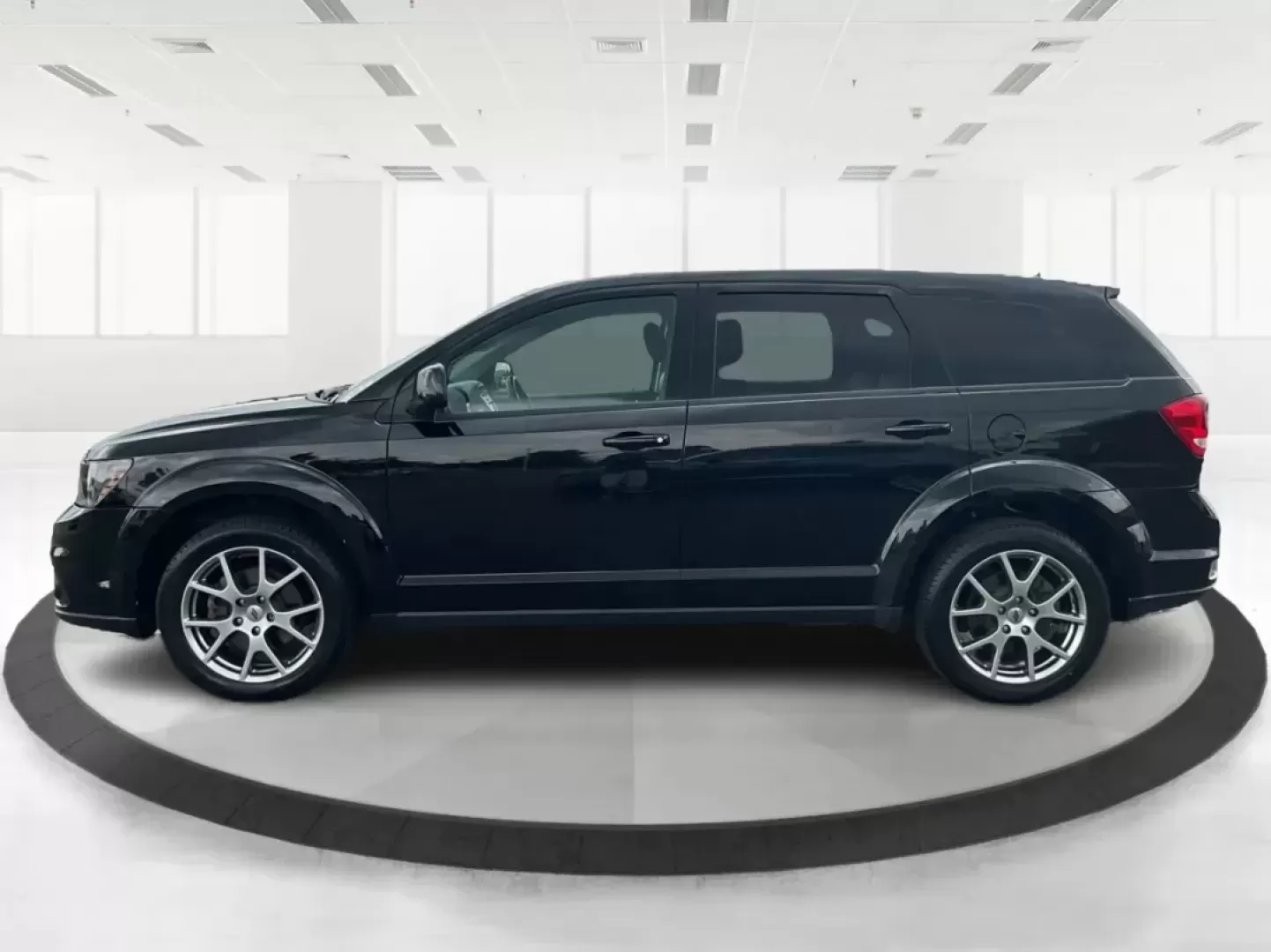 2018 Dodge Journey GT AWD (3C4PDDEG6JT) with an Pentastar 3.6L V-6 DOHC engine, located at 8750 N County Rd 25A, Piqua, OH, 45356, (937) 908-9800, 40.164391, -84.232513 - Photo#5